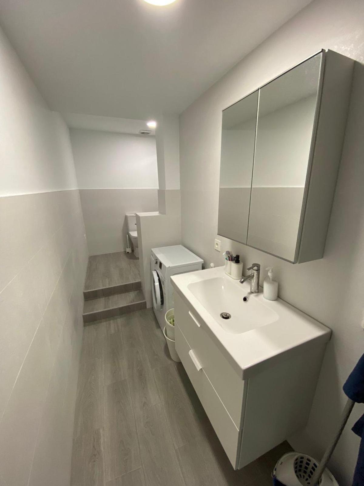 3 Con Terraza Junto A Monte Victoria Apartment Malaga