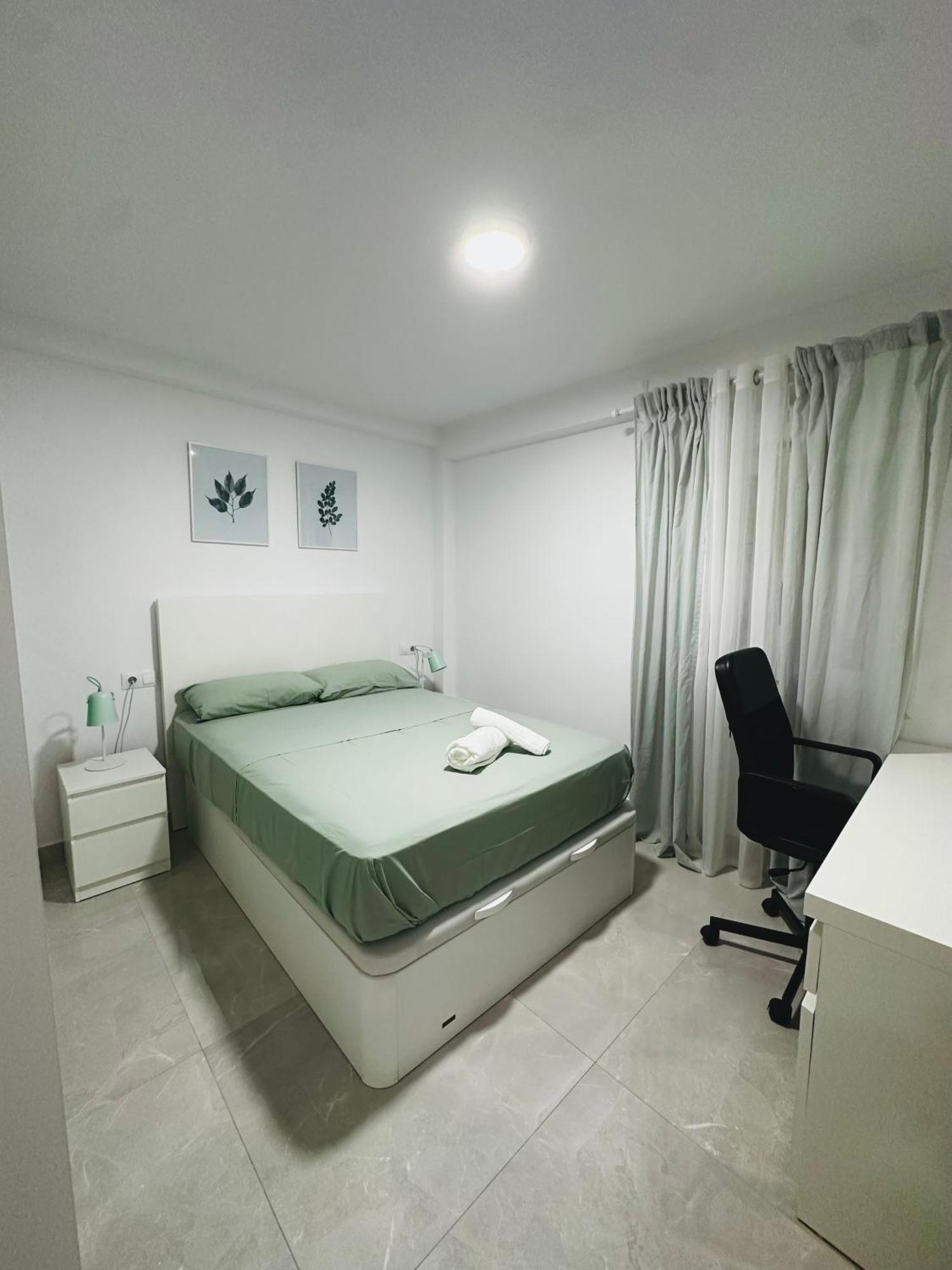 Apartamento Moderno Y Comodo! * Malaga