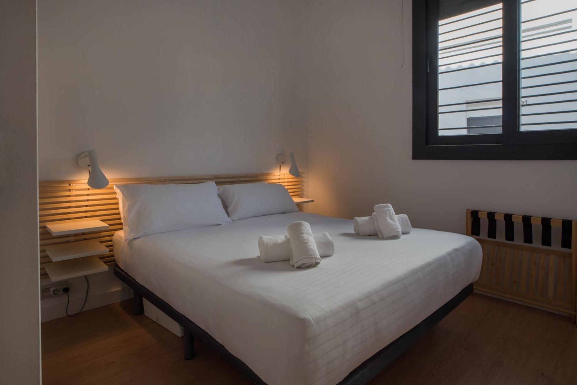 Cozy Modern Flat Terrace 2 Bedrooms 2 Bathrooms