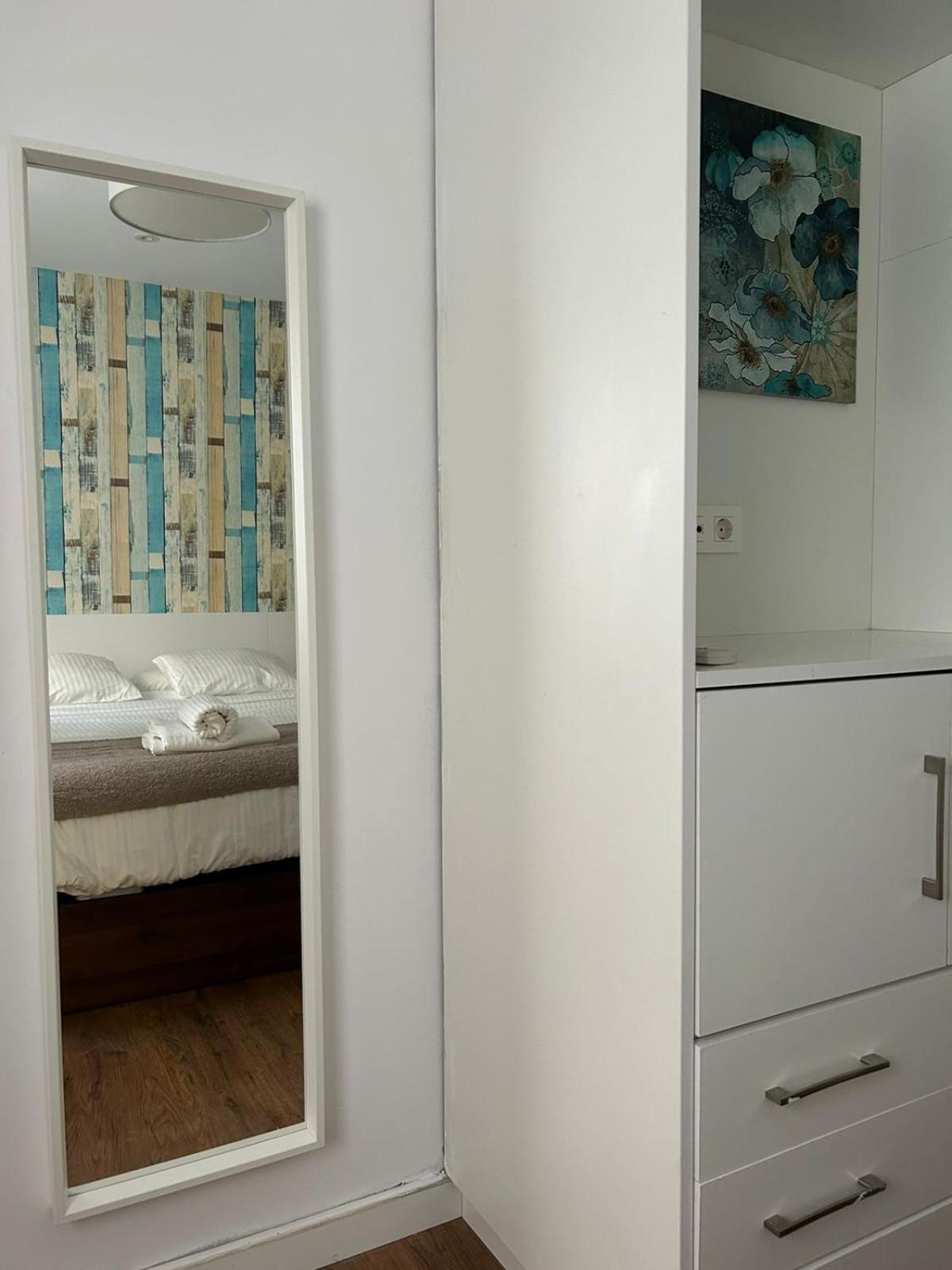 Continental Space Hostel