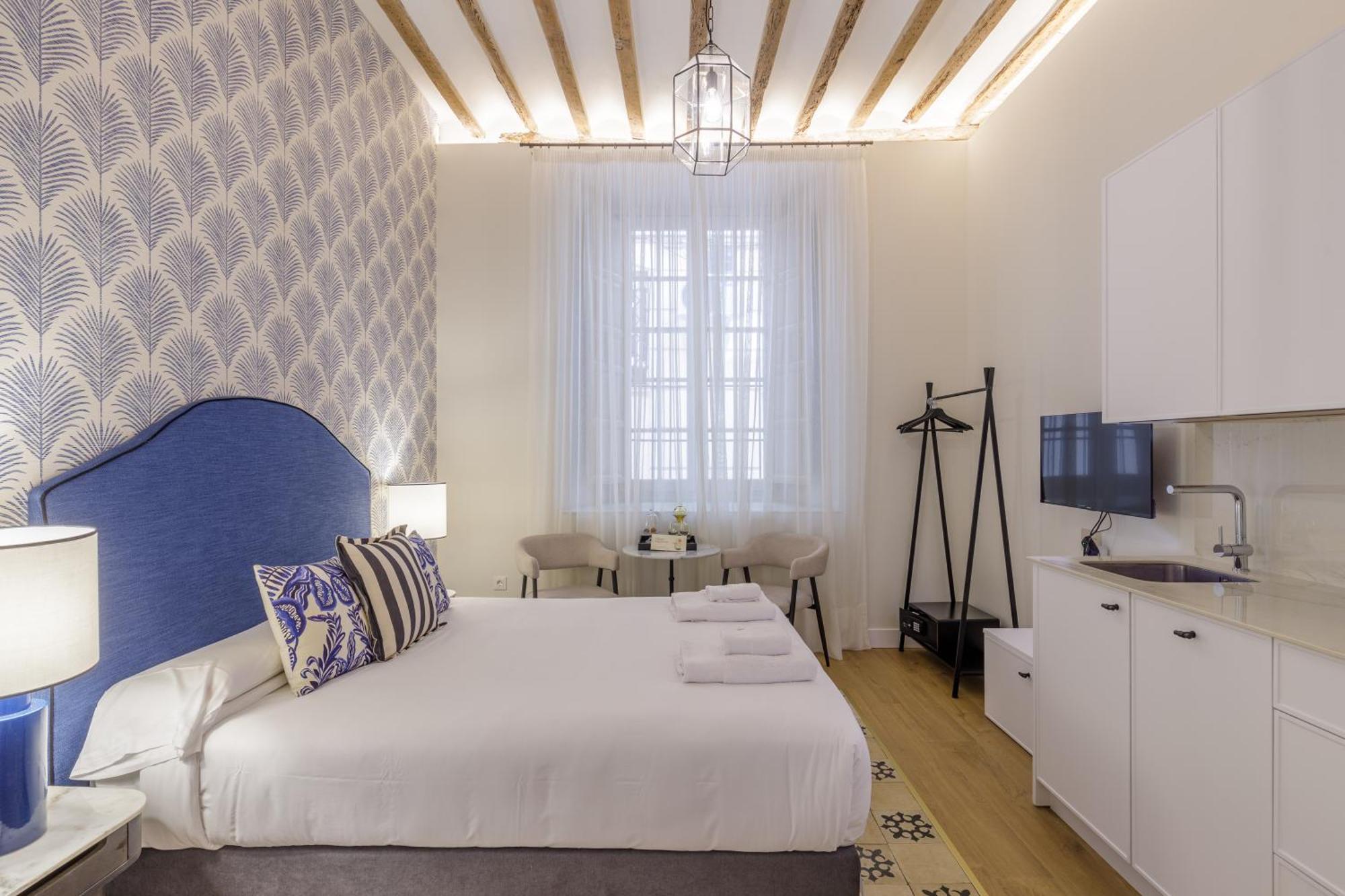Apartment Palacio Vegafuente By Caleta Homes *