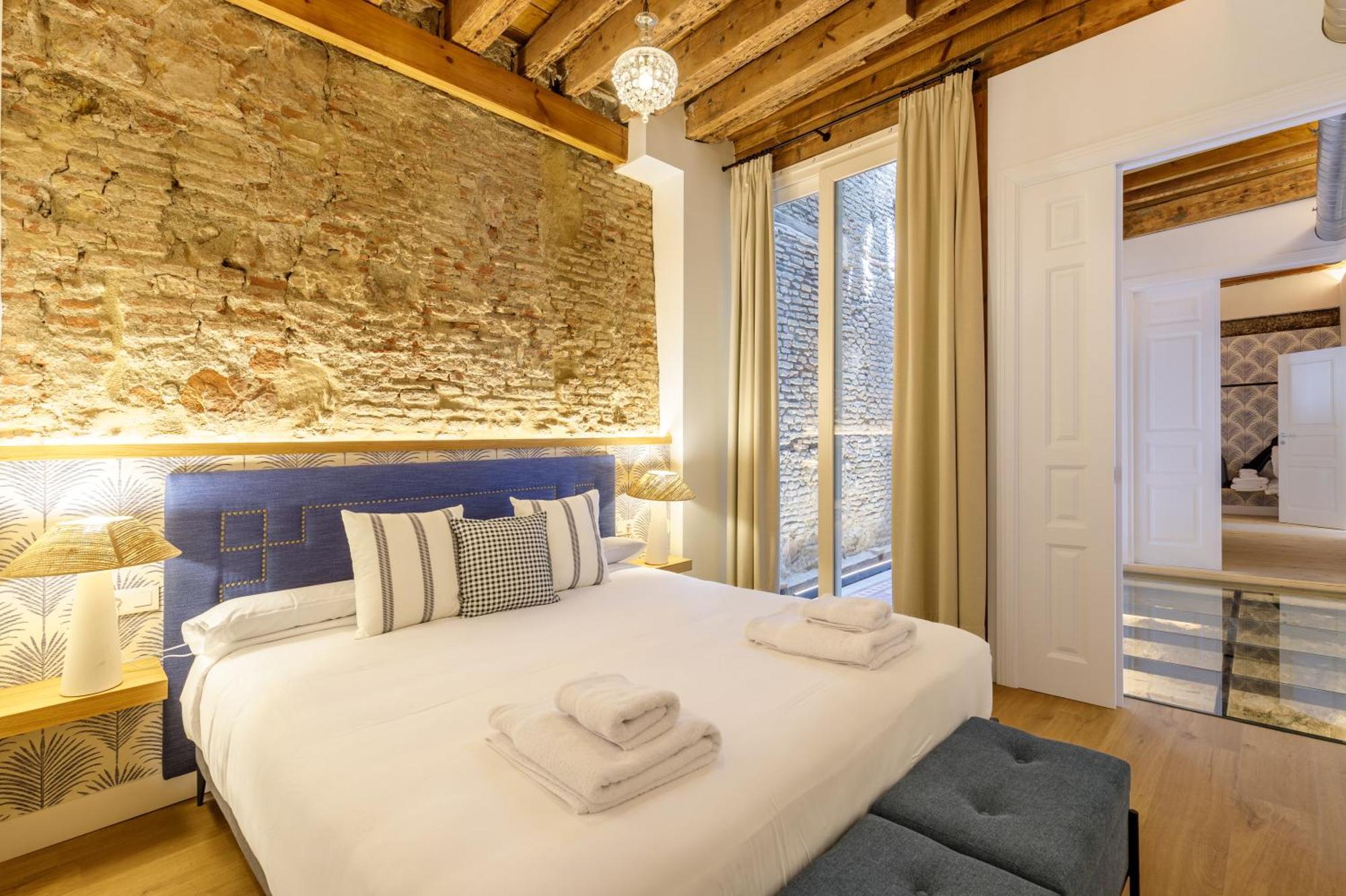 Palacio Vegafuente By Caleta Homes