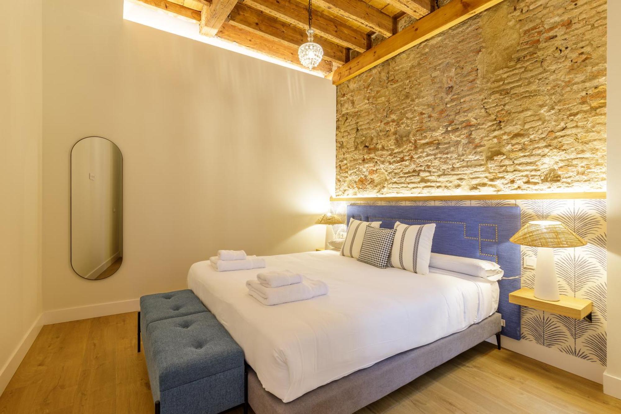 Apartment Palacio Vegafuente By Caleta Homes *