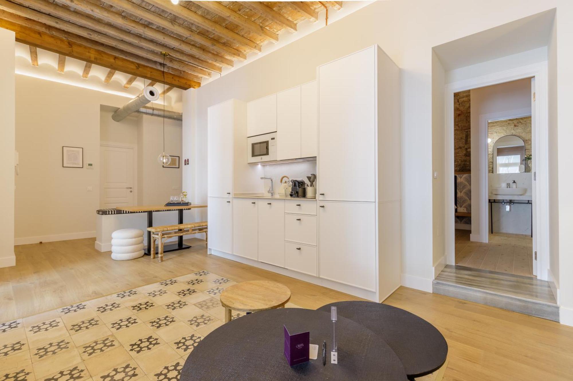 Palacio Vegafuente By Caleta Homes