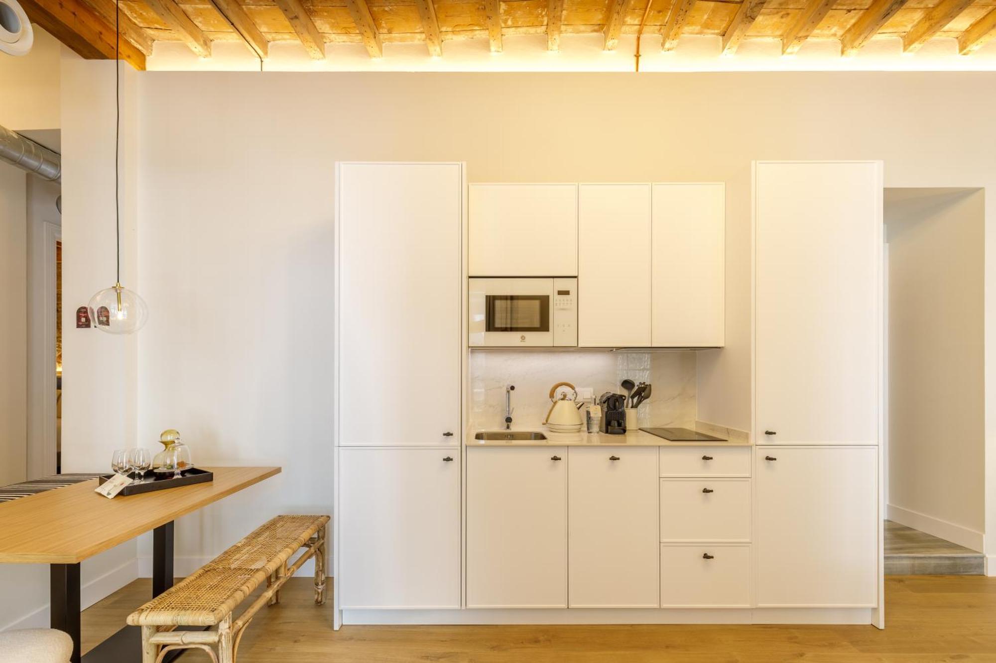 Palacio Vegafuente By Caleta Homes Apartment