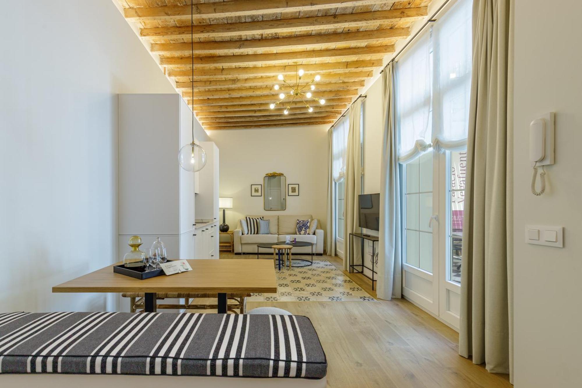 Palacio Vegafuente By Caleta Homes Apartment Malaga