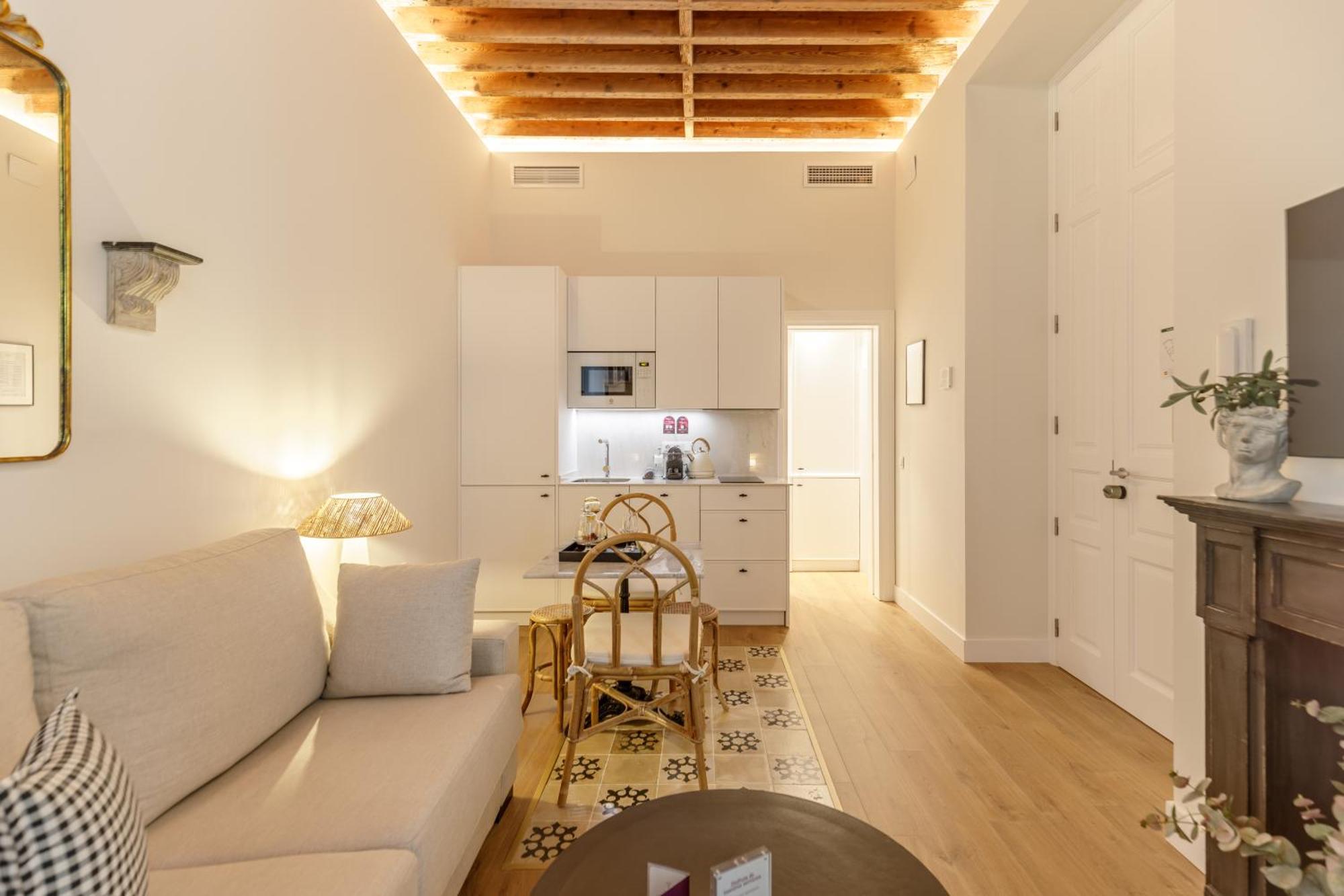 Apartment Palacio Vegafuente By Caleta Homes *