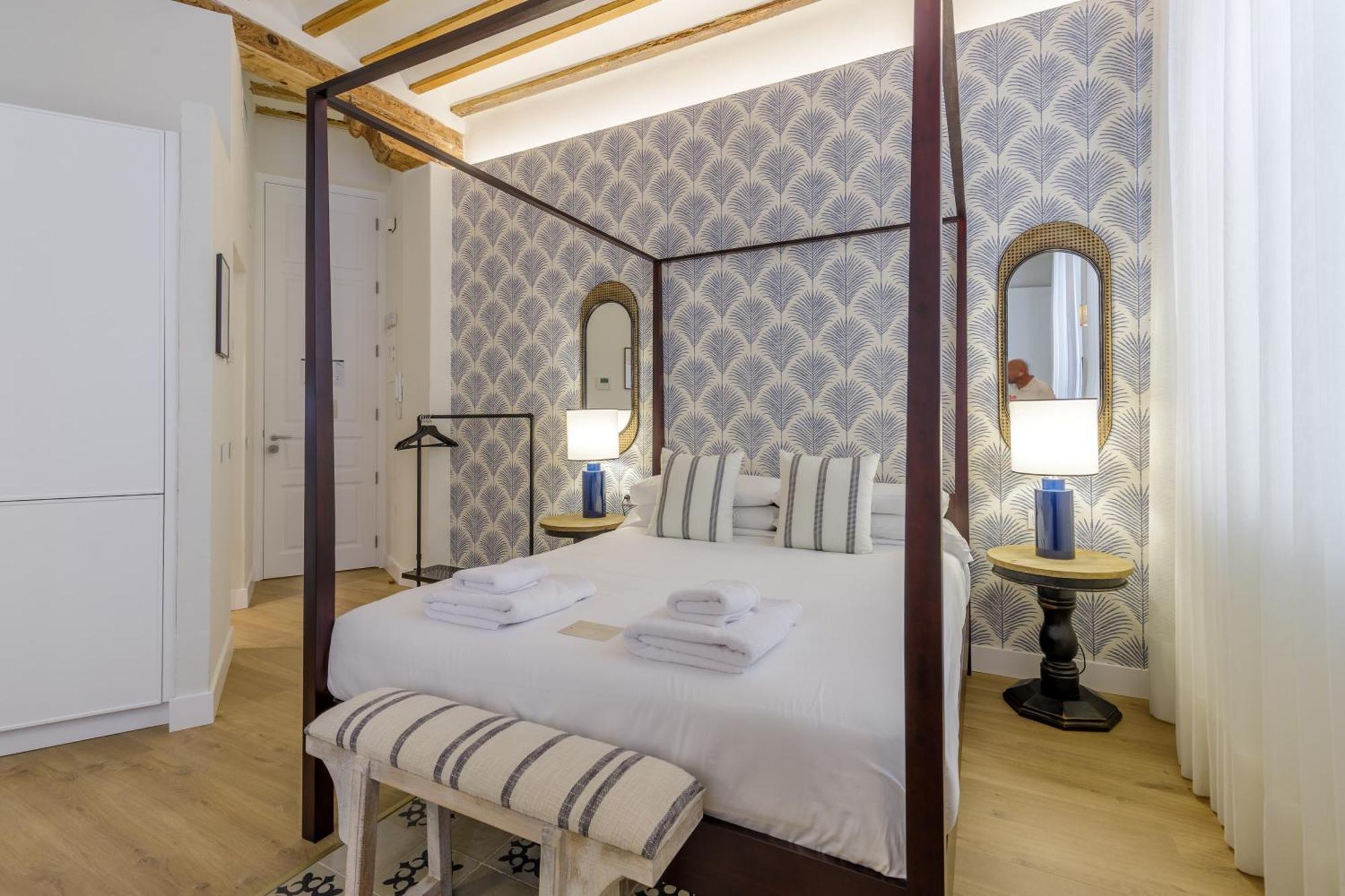 Palacio Vegafuente By Caleta Homes Apartment *