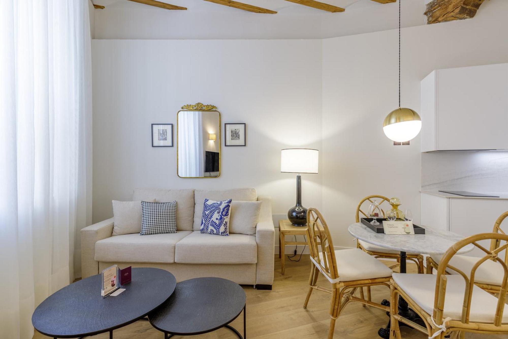 Apartment Palacio Vegafuente By Caleta Homes
