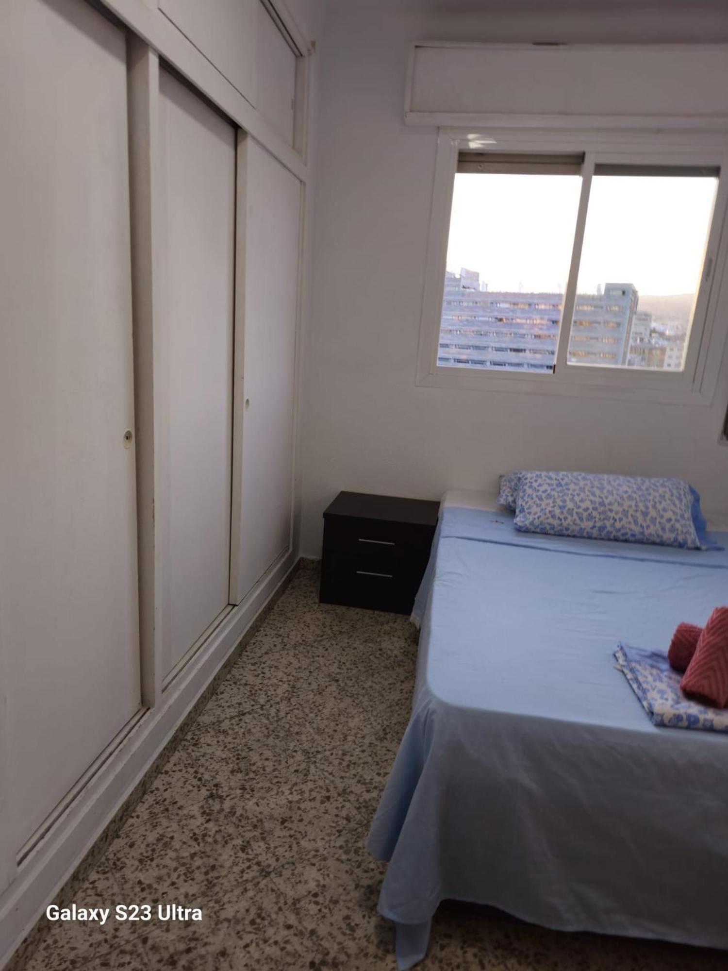 Homestay C Habitacion Preciosa Grande Privada Centro Y Cerca De La Playa Wi-fi *