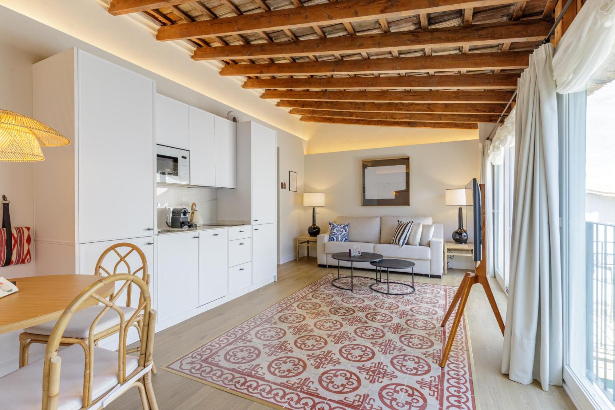 Apartment Palacio Vegafuente By Caleta Homes Malaga