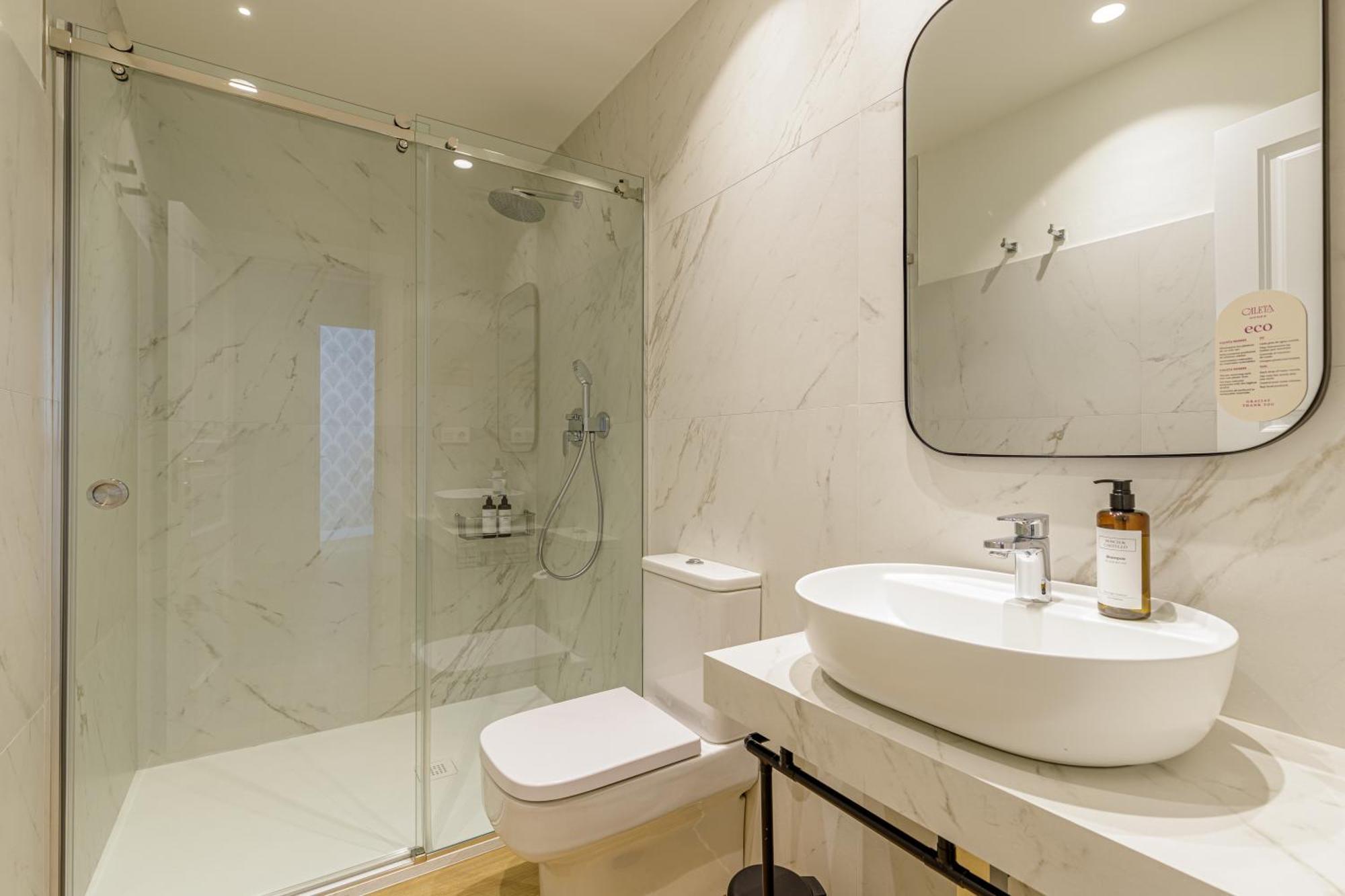 Apartment Palacio Vegafuente By Caleta Homes *