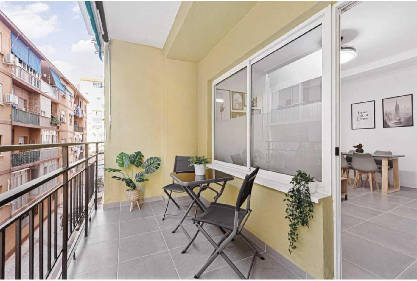 Apartment Almaraire *