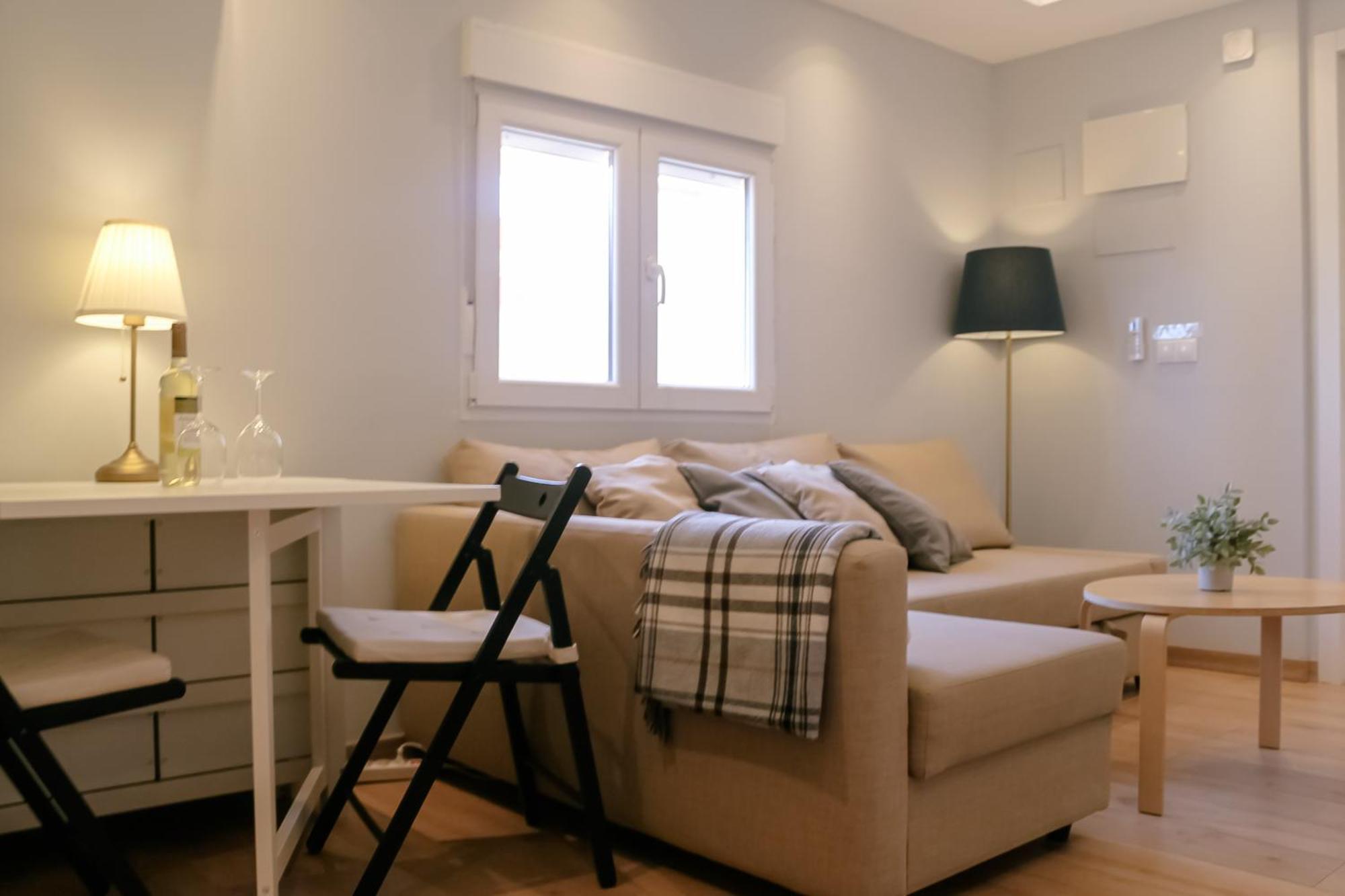 Atico Con Encanto En Apartment Malaga