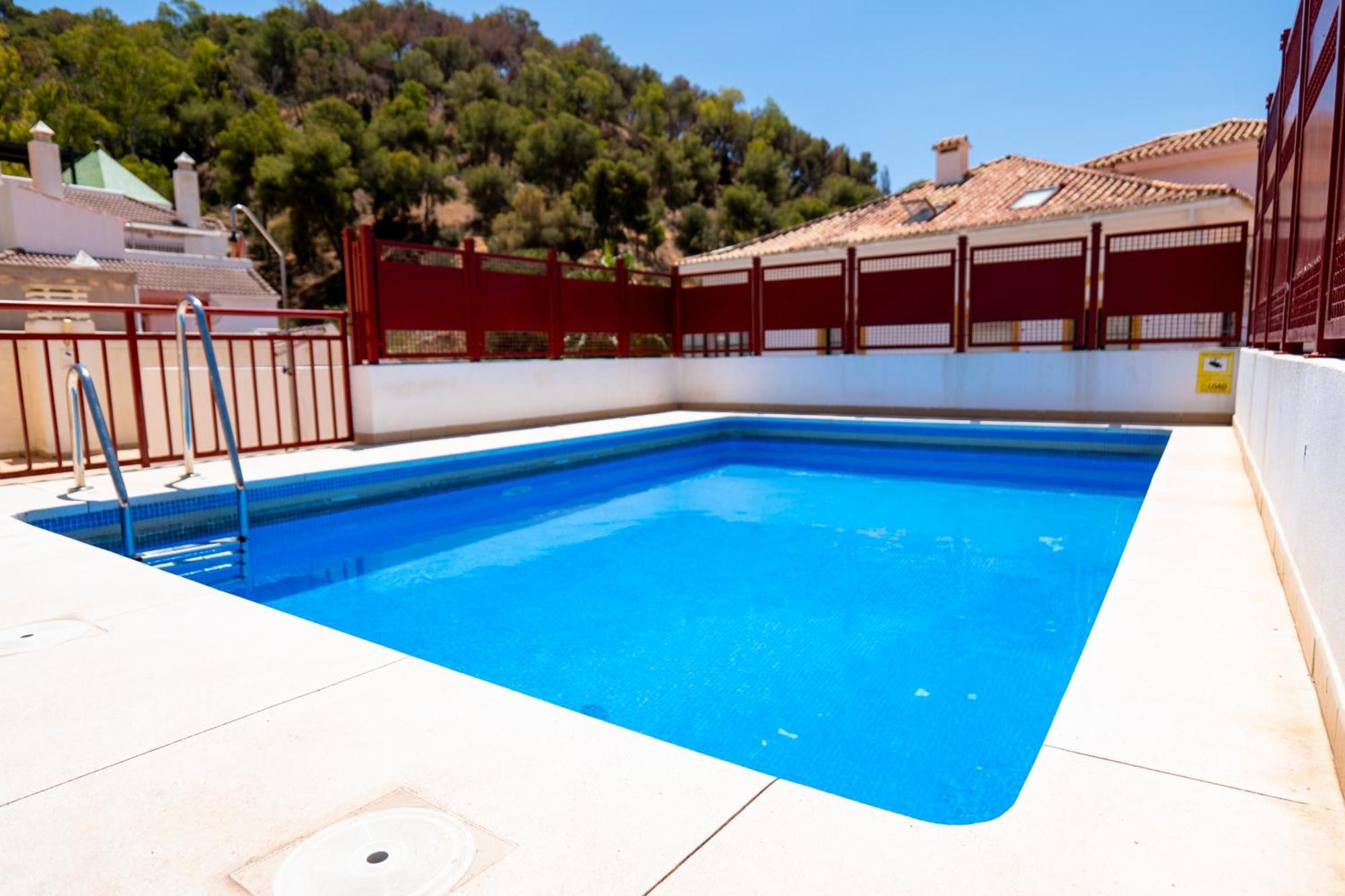 Estudio Centrico Agua Gibralfaro Con Piscina