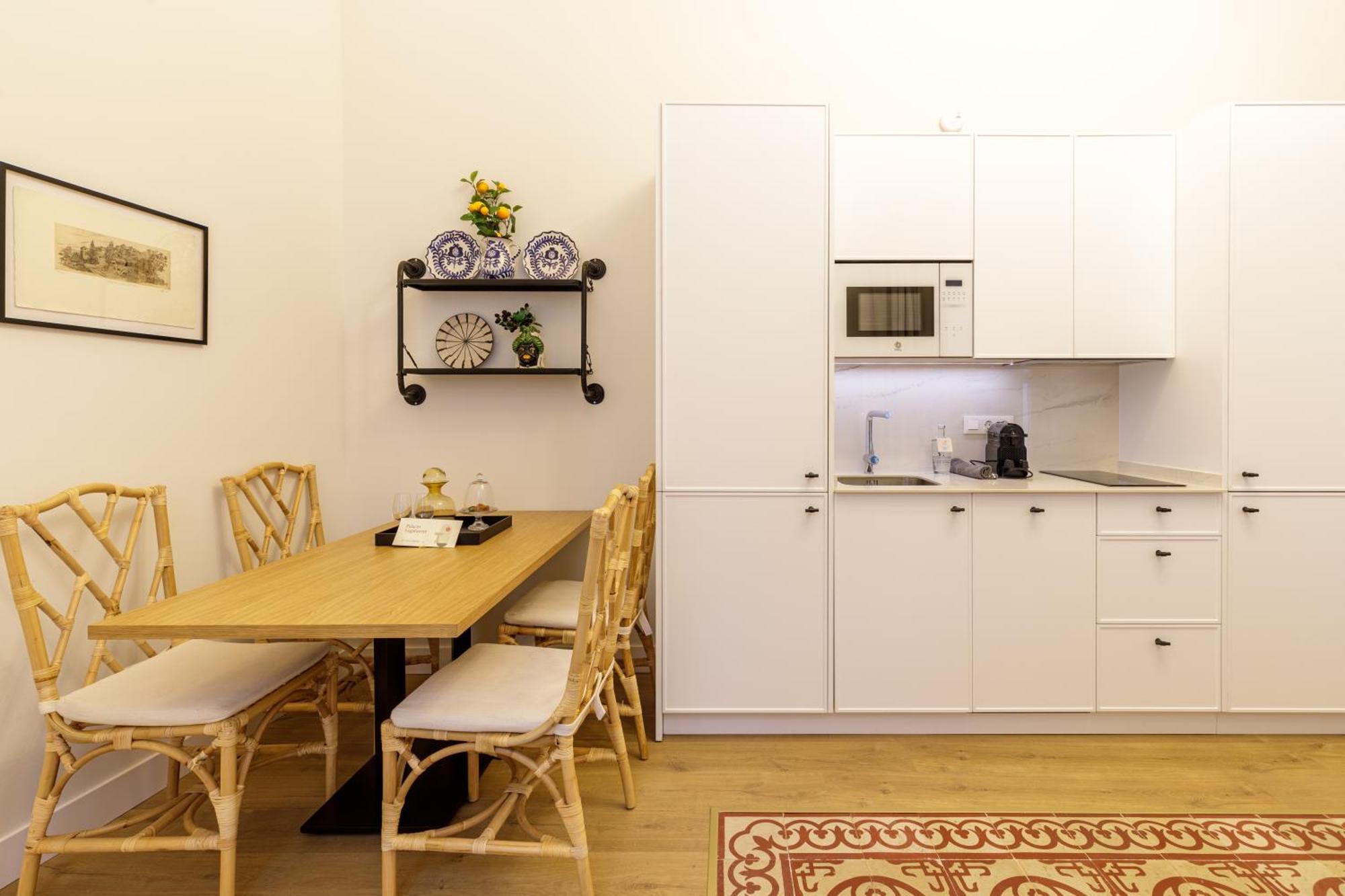 Apartment Palacio Vegafuente By Caleta Homes *