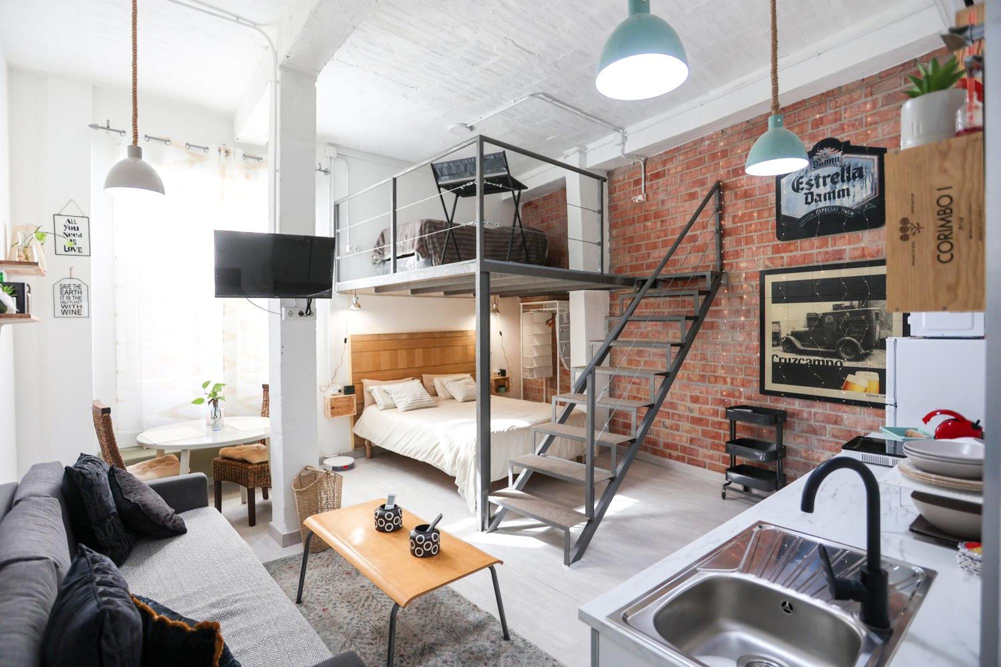 Apartment Cross *
