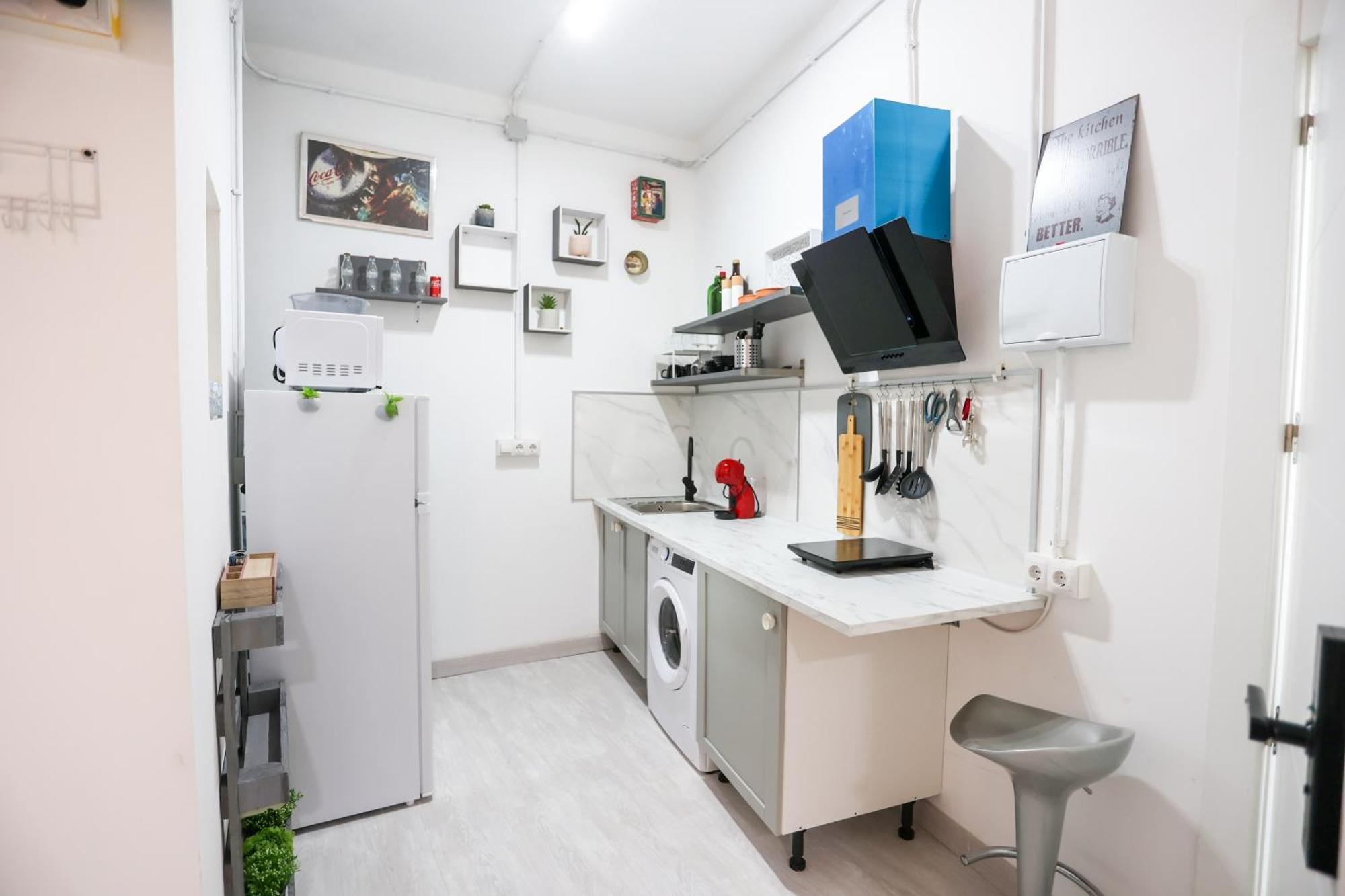 Cross Apartment