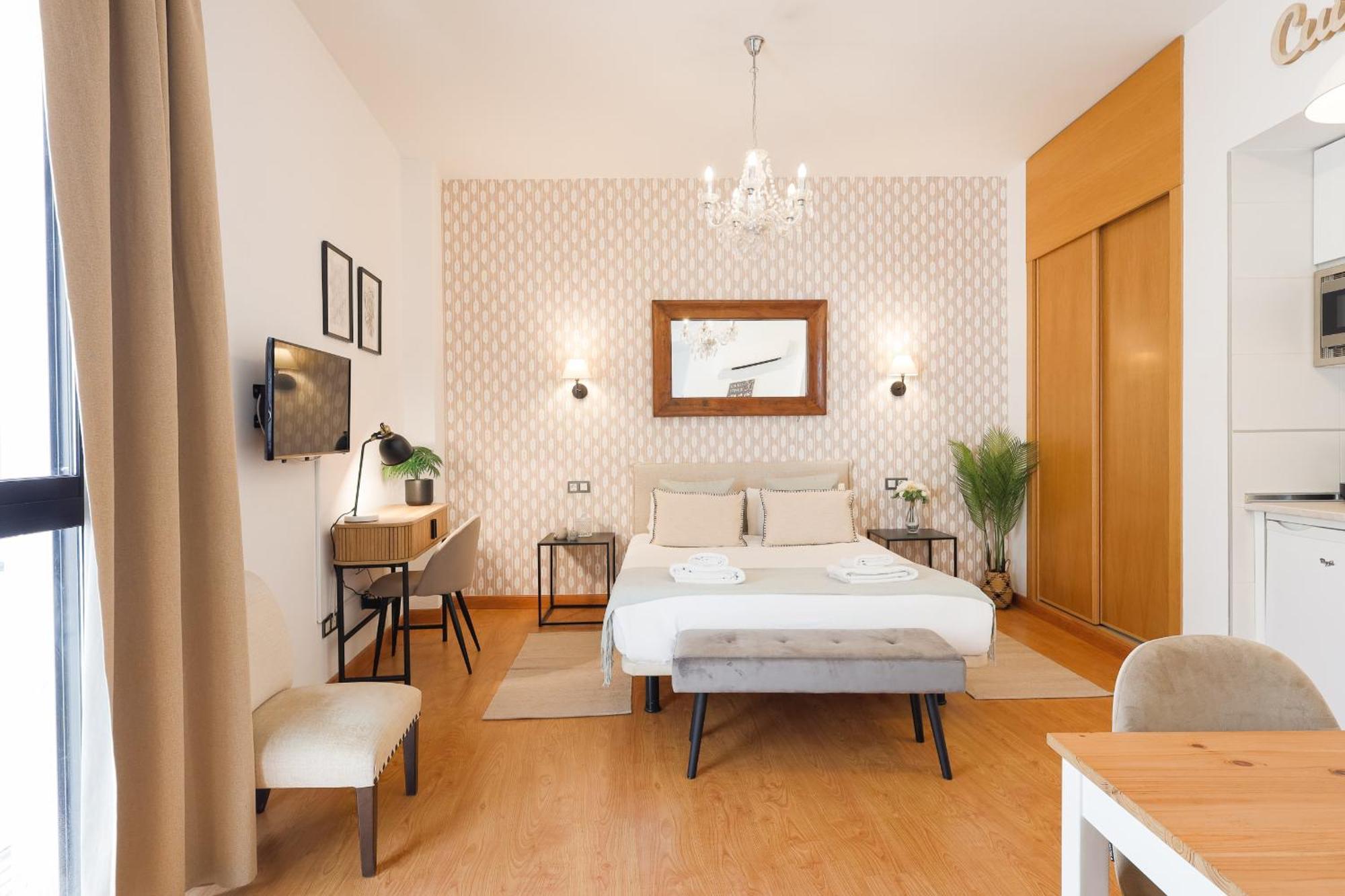 C15 - Charming Modern In The Centre *