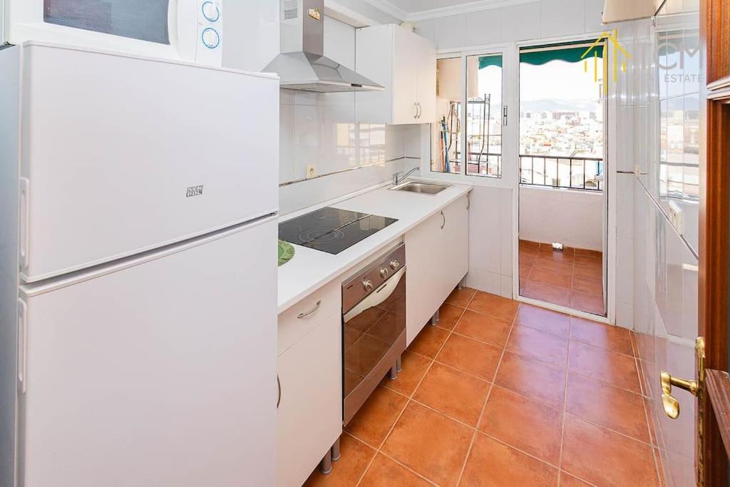 Piso Con Terraza Y Vistas * Malaga