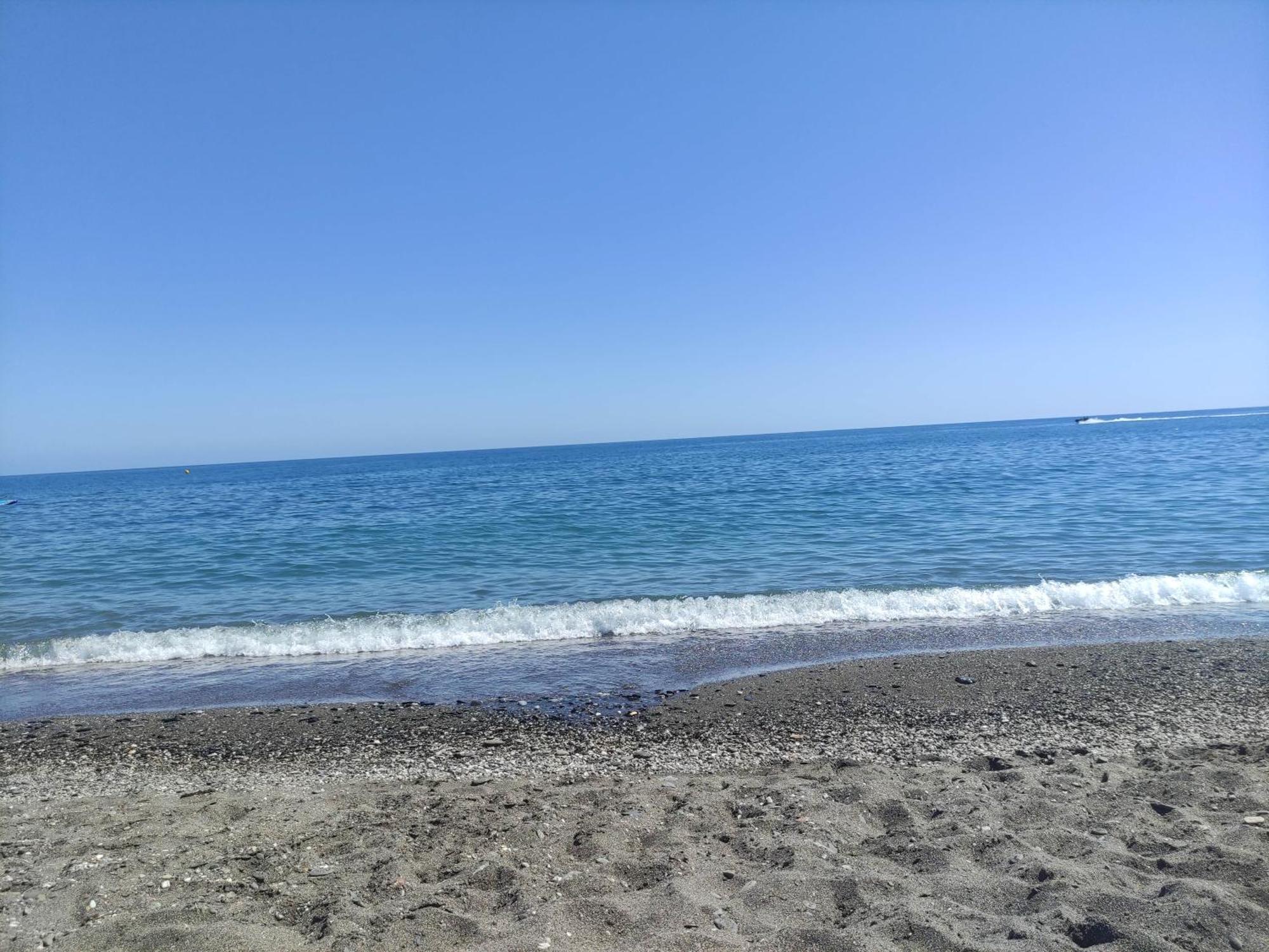 Nuevo, Disfruta Del Silencio, Familias Con Ninos, Aire Acondicionado, 2 Banos , Playa Benajarafe