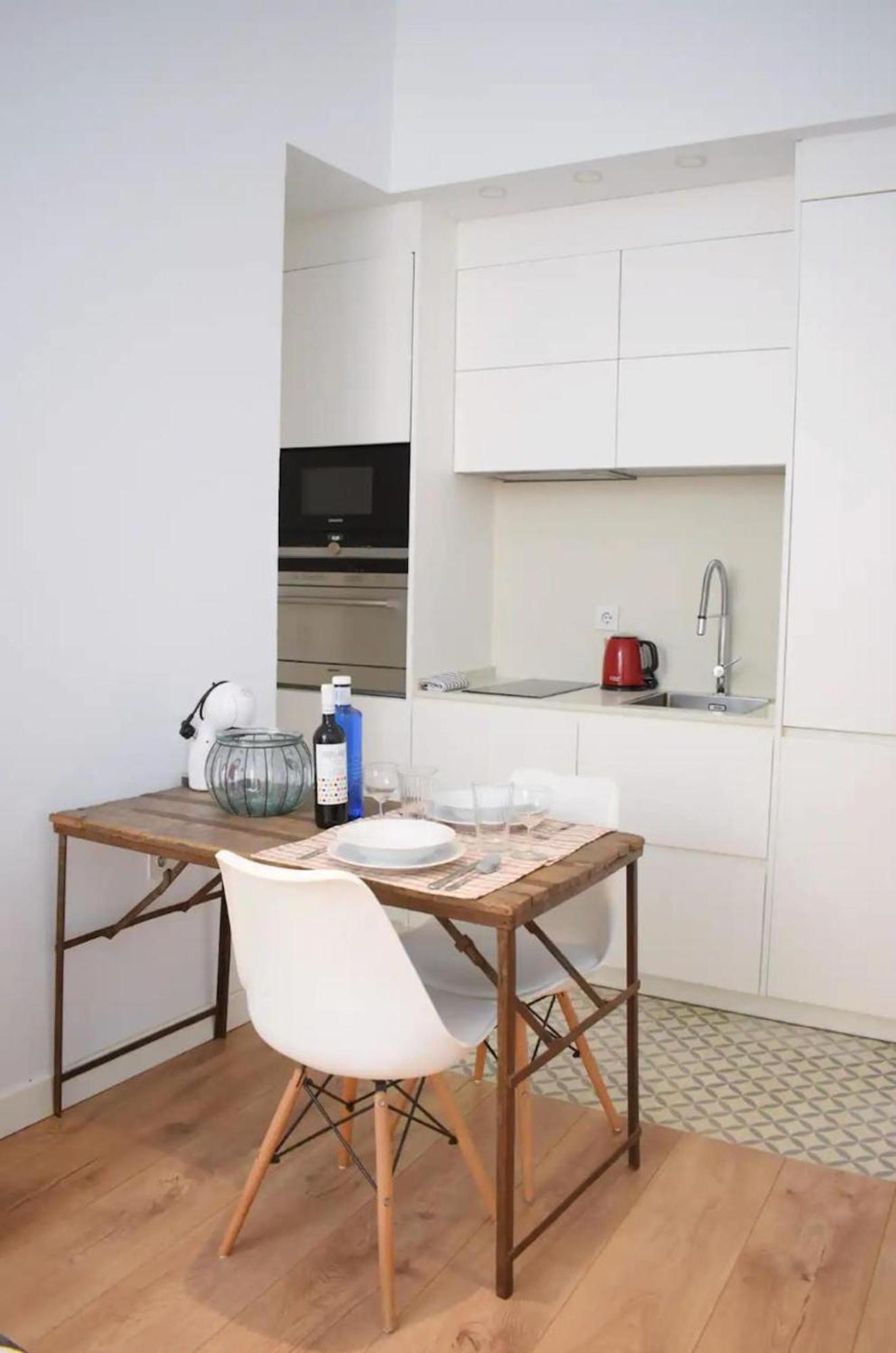 Holidays2malaga Azucena Central French Balcony Apartment *
