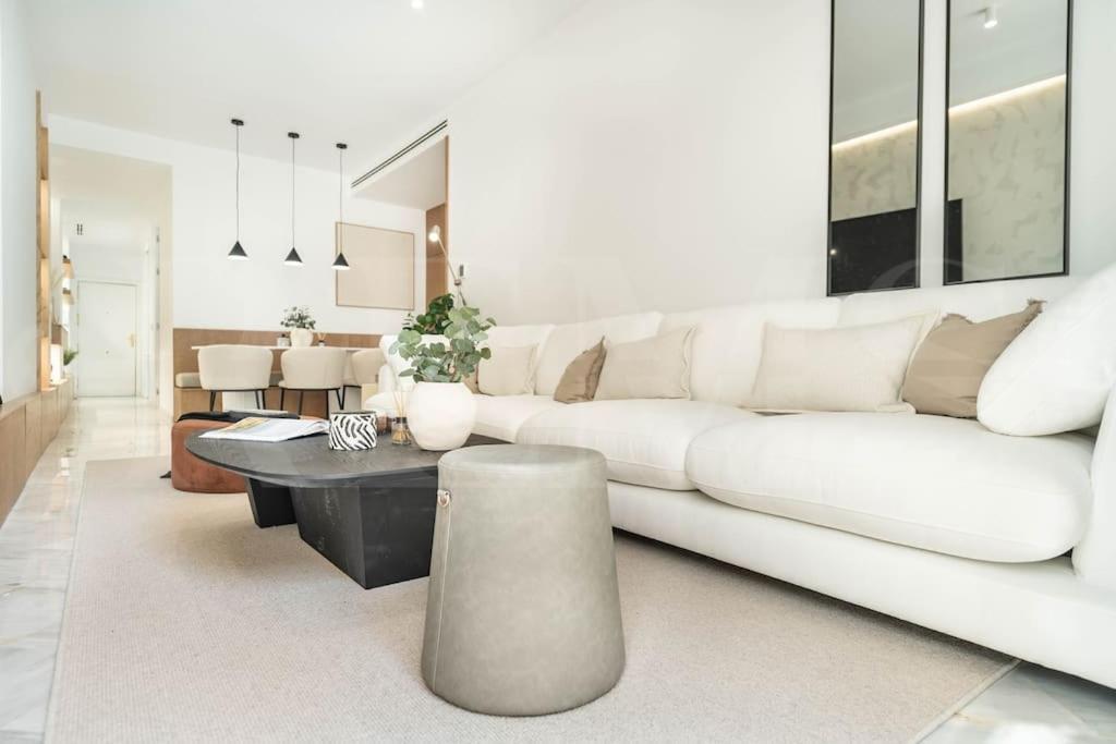 Sophisticated & Private Terrace - Center By Rems Apartment Malaga