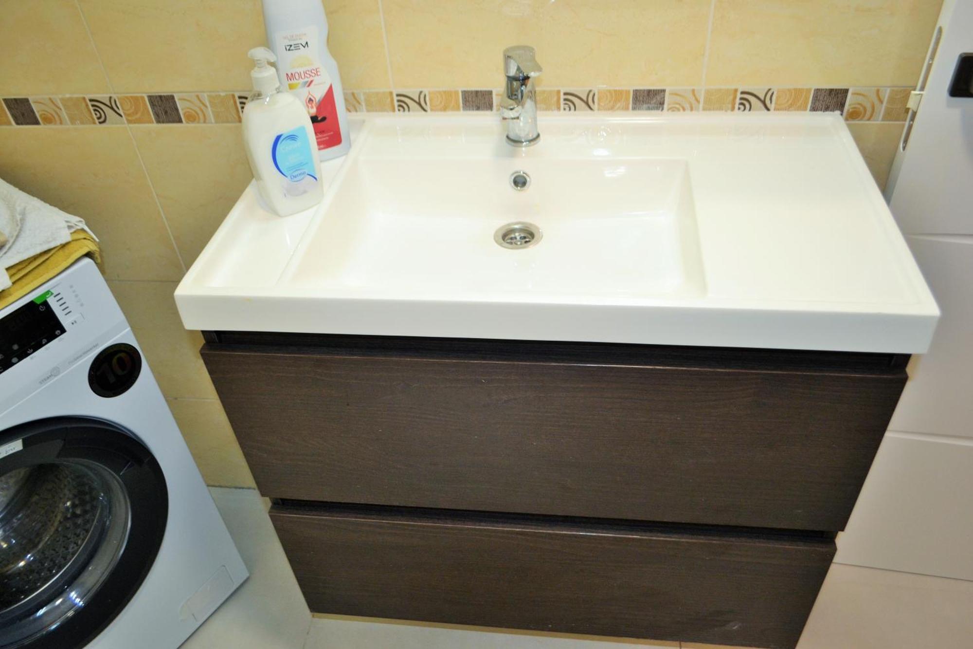Centro Hospitales Saturno Apartment *