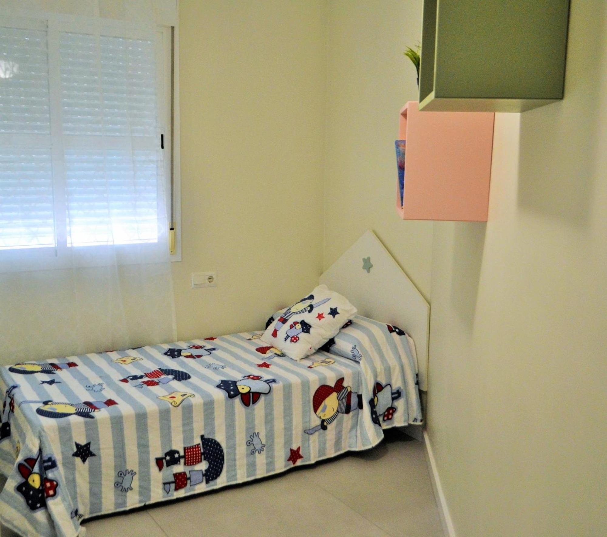 Centro Hospitales Saturno Apartment Málaga