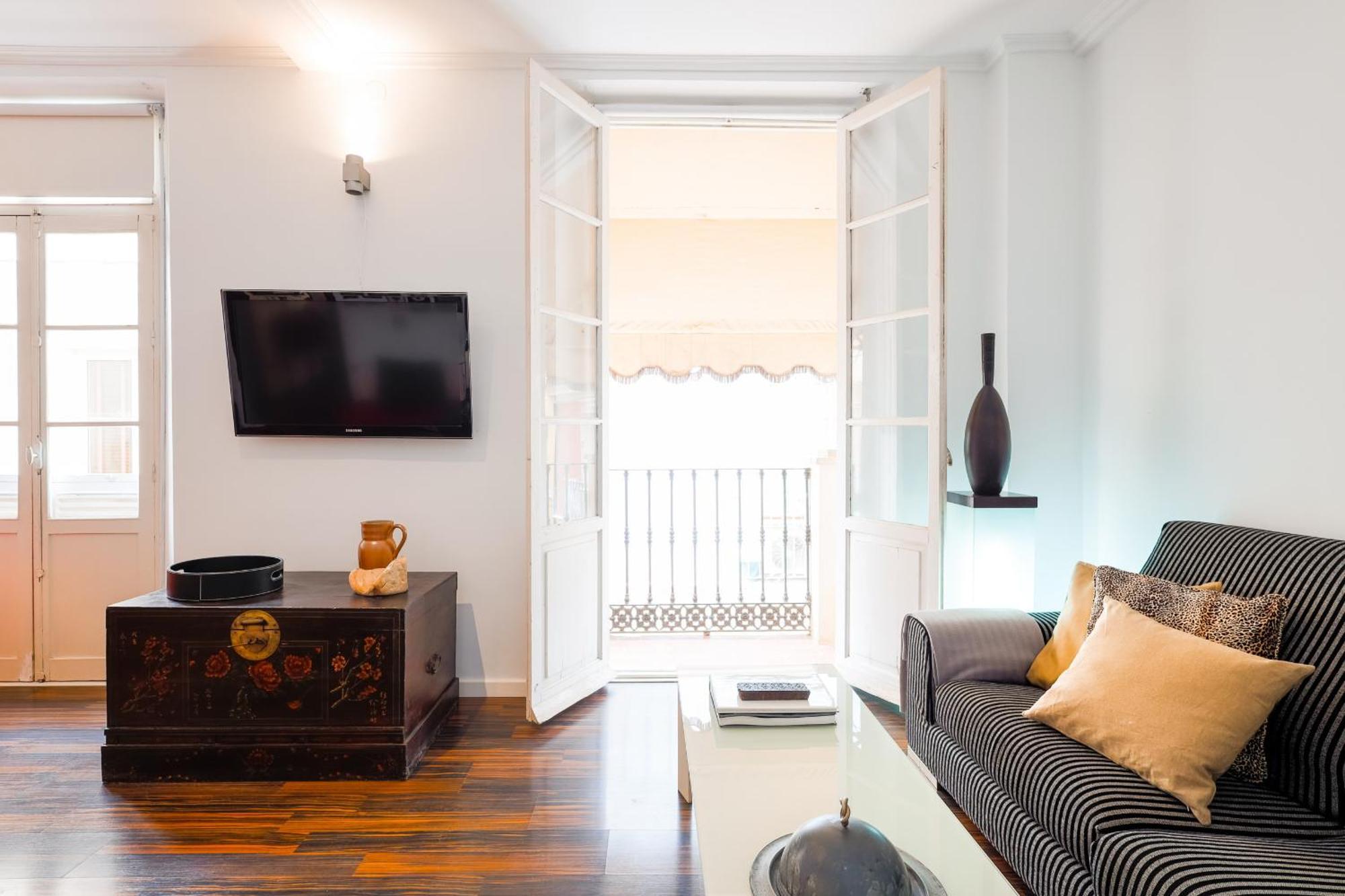 Apartment C92 - Rustic Two Bedrooms With Terrace *