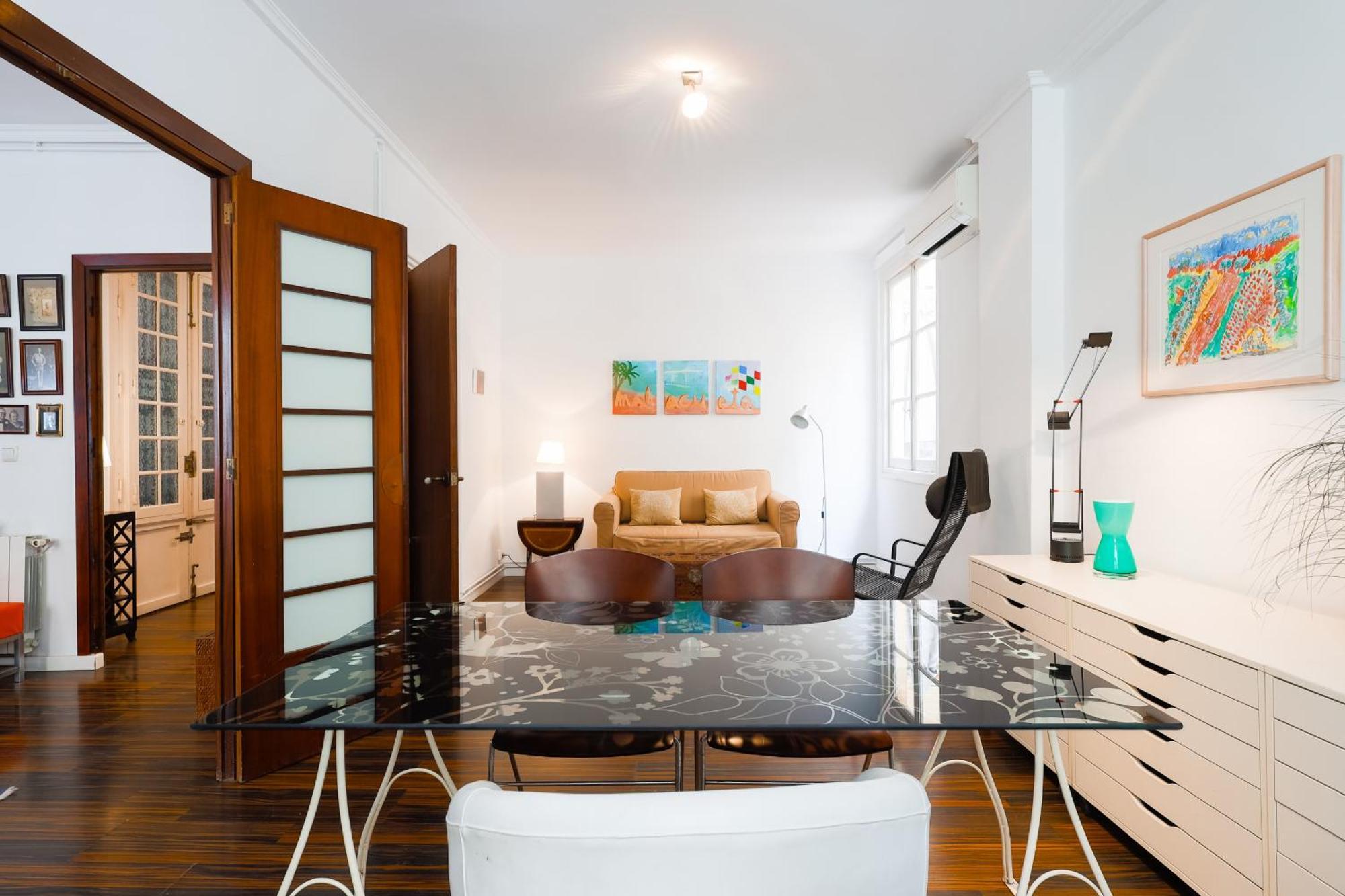 C92 - Rustic Two Bedrooms With Terrace Apartment *