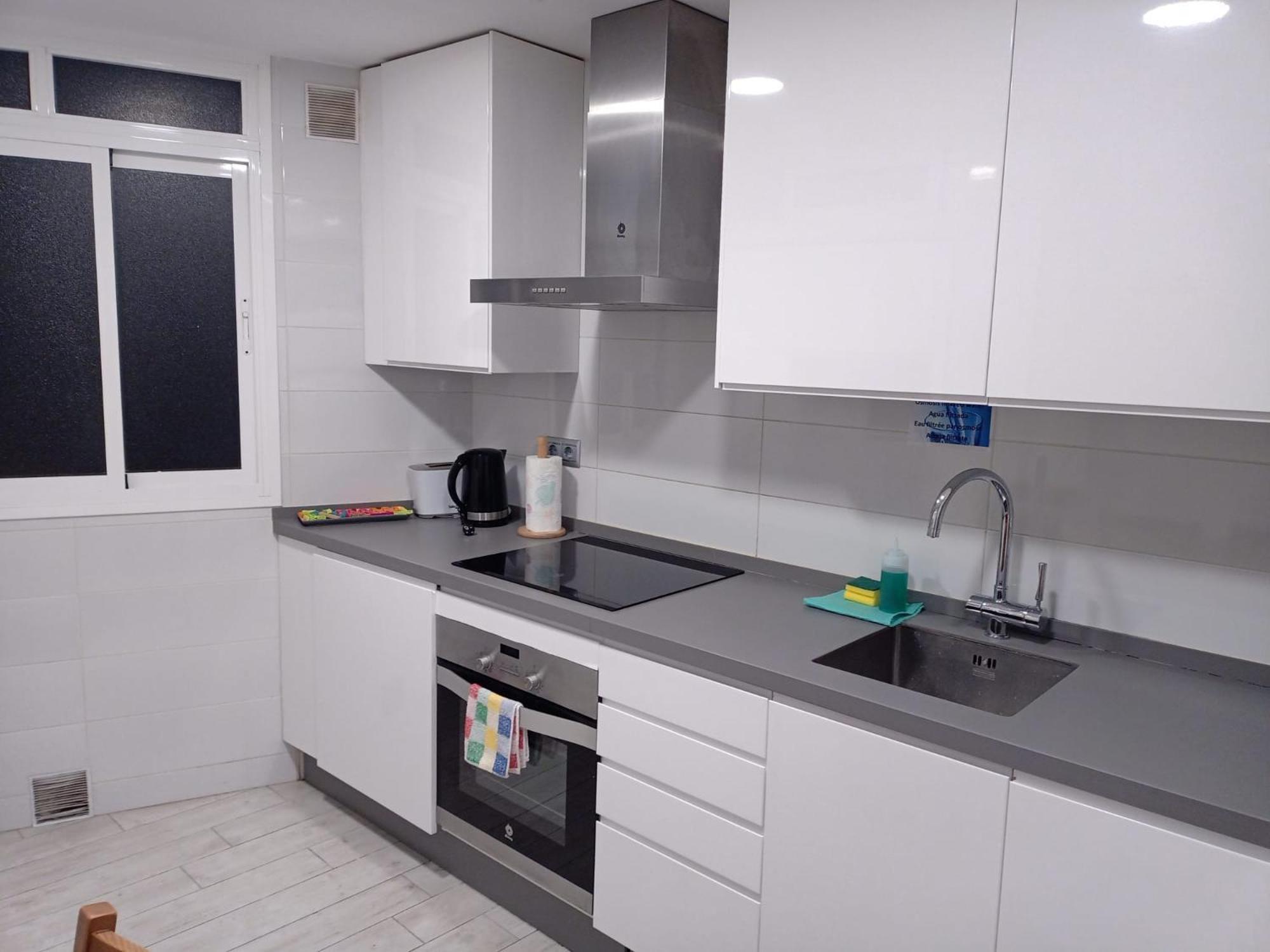 Piso Con Parkinprivado Y A10minutosdelaplayaandando Apartment Malaga
