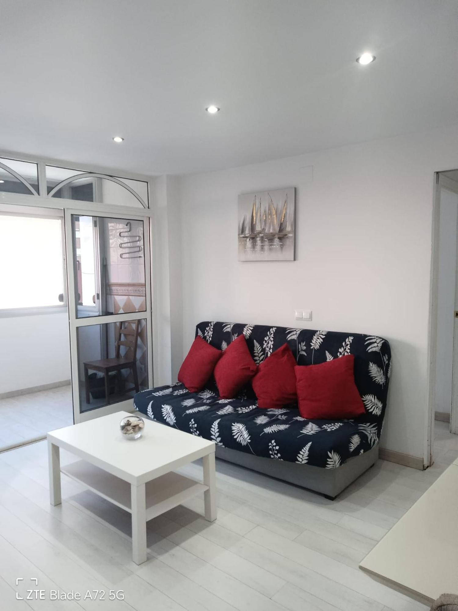 Piso Con Parkinprivado Y A10minutosdelaplayaandando Apartment Malaga