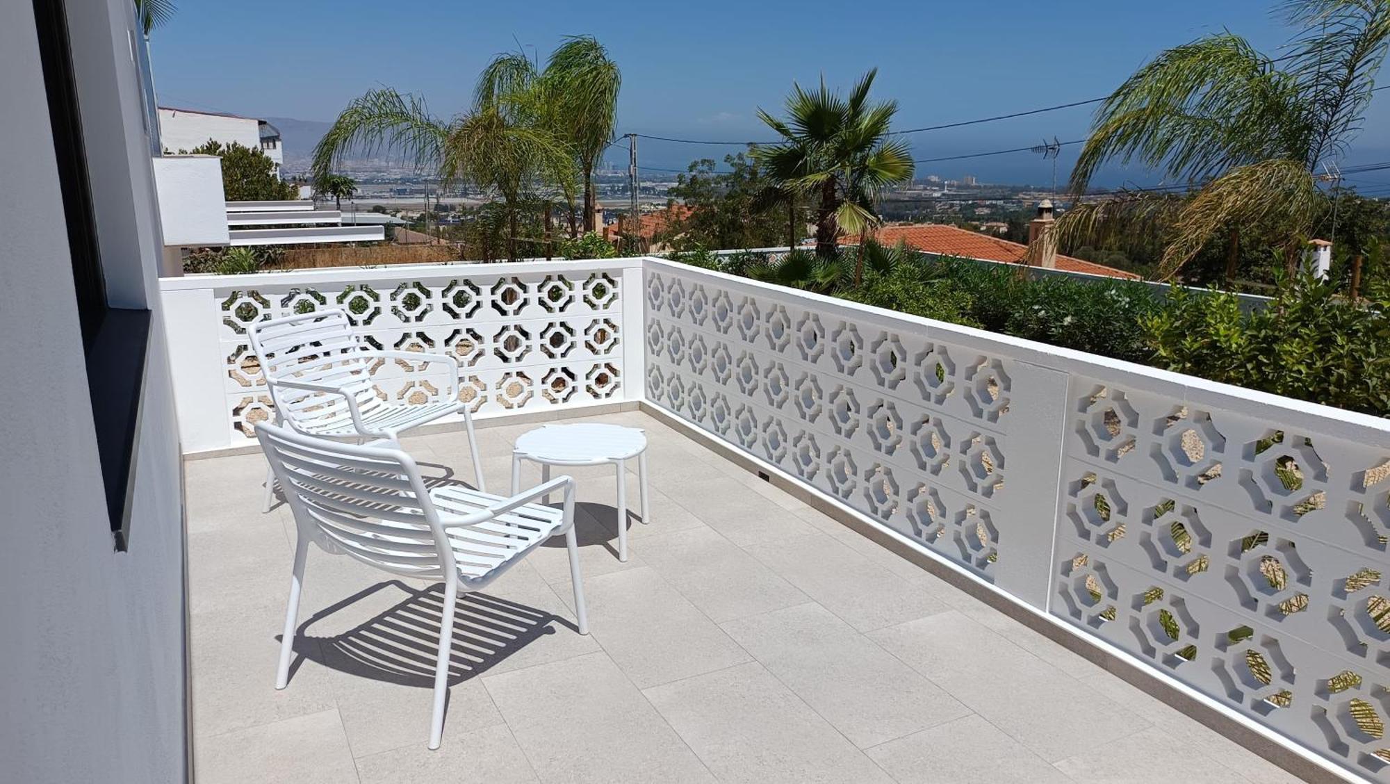 Villa Happyplace - With Panoramic Sea View Heated Infinity Saltwater Pool Malaga