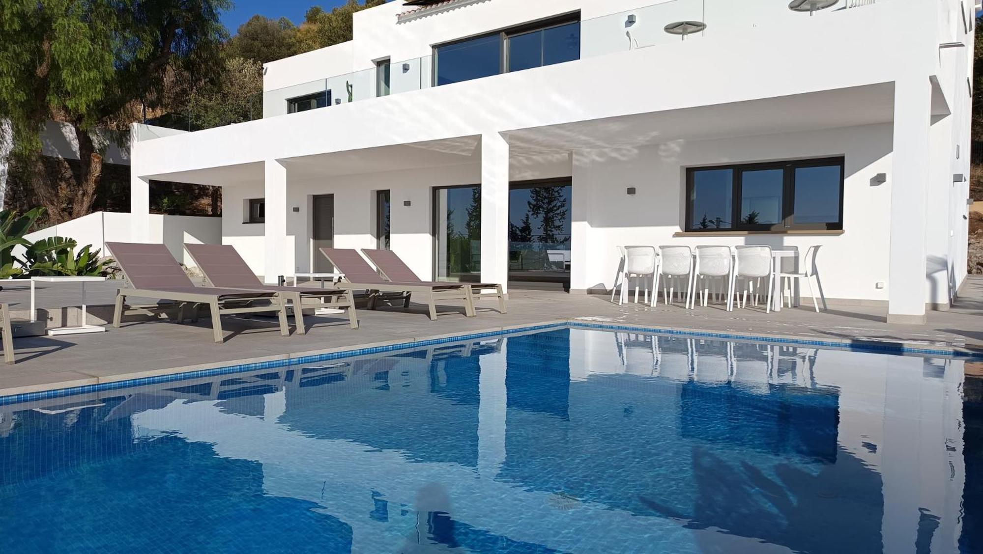 Happyplace - With Panoramic Sea View Heated Infinity Saltwater Pool * Malaga