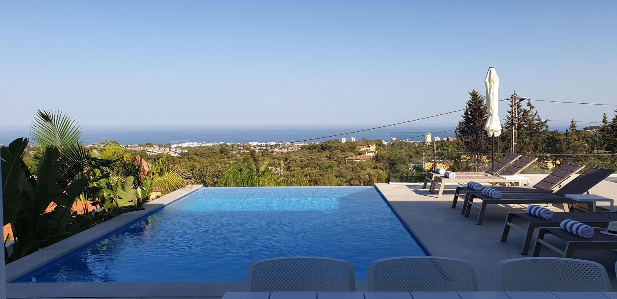 Happyplace - With Panoramic Sea View Heated Infinity Saltwater Pool Villa Malaga