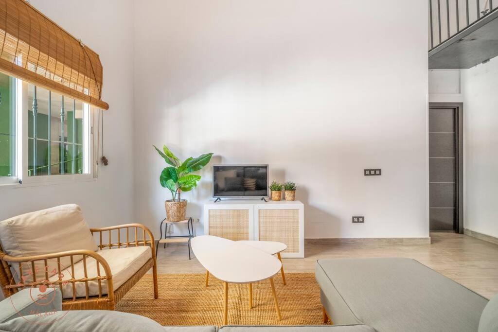 Casa Calinda In El Palo - Tcm Apartment *