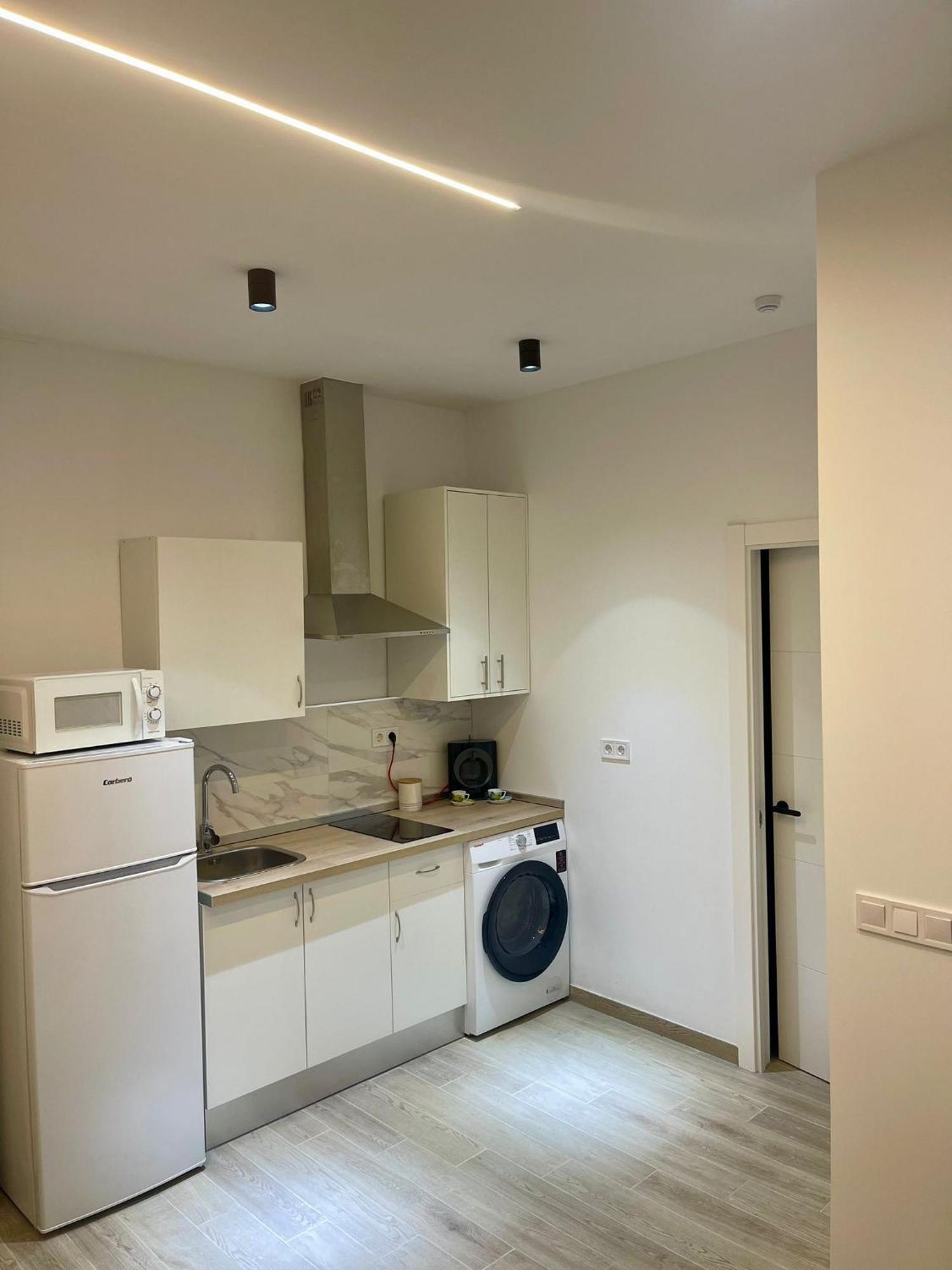 Apartment Mellis - Maria Zambrano Train Station & Bus Malaga