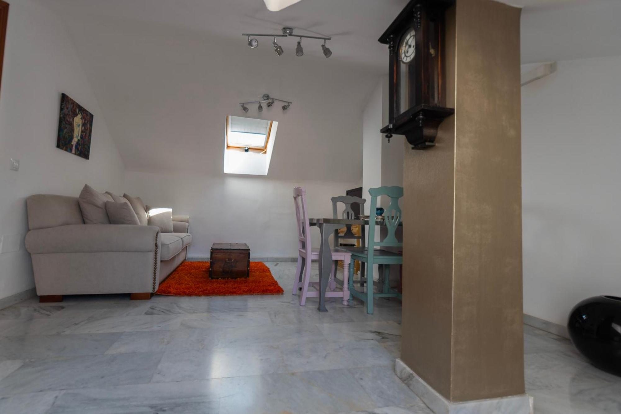 La Buhardilla De Olivia Apartment Malaga