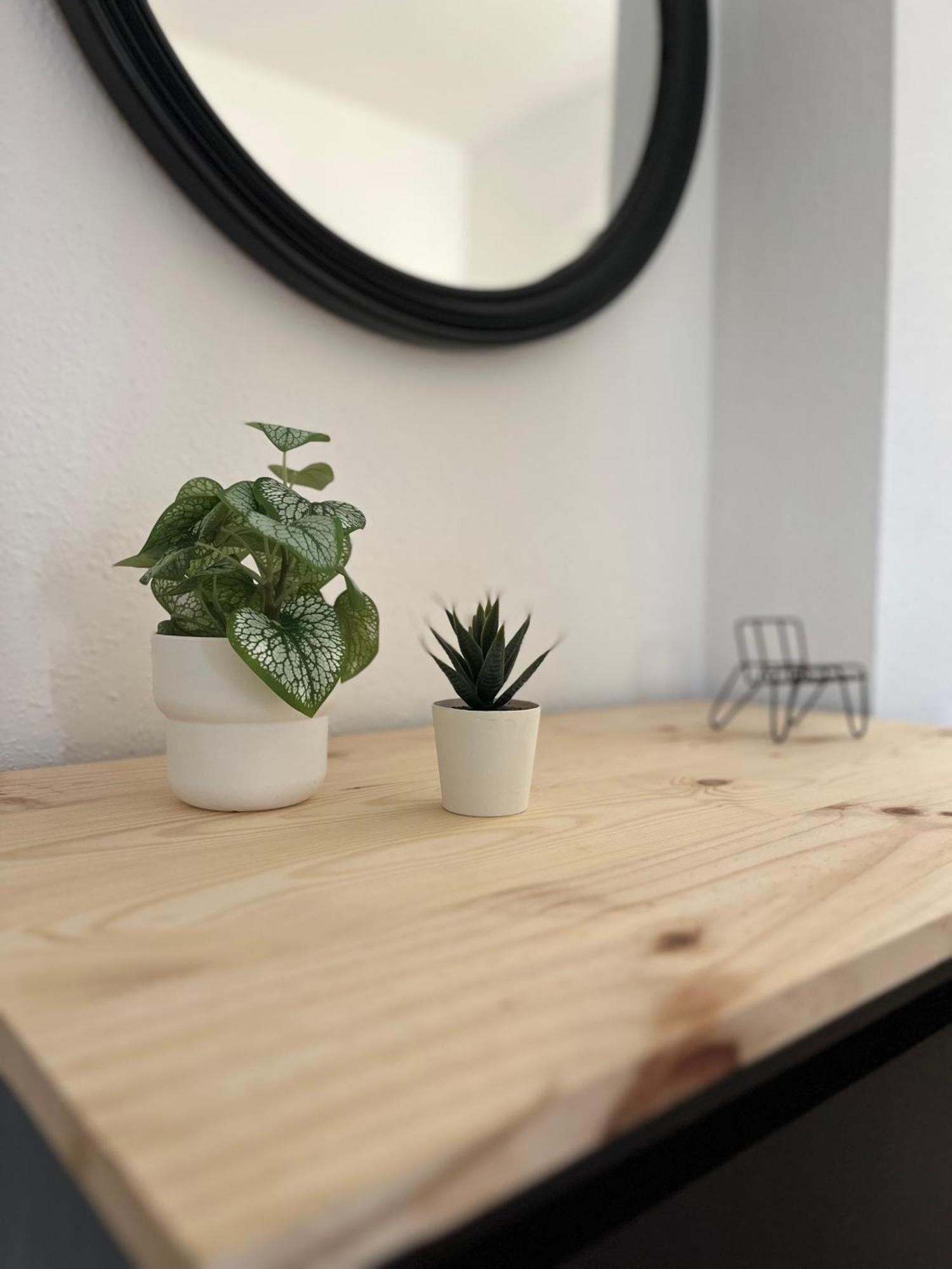 Prime Location - Stylish With Free Wifi, Free Parking, Steps From The Historic Center * Malaga
