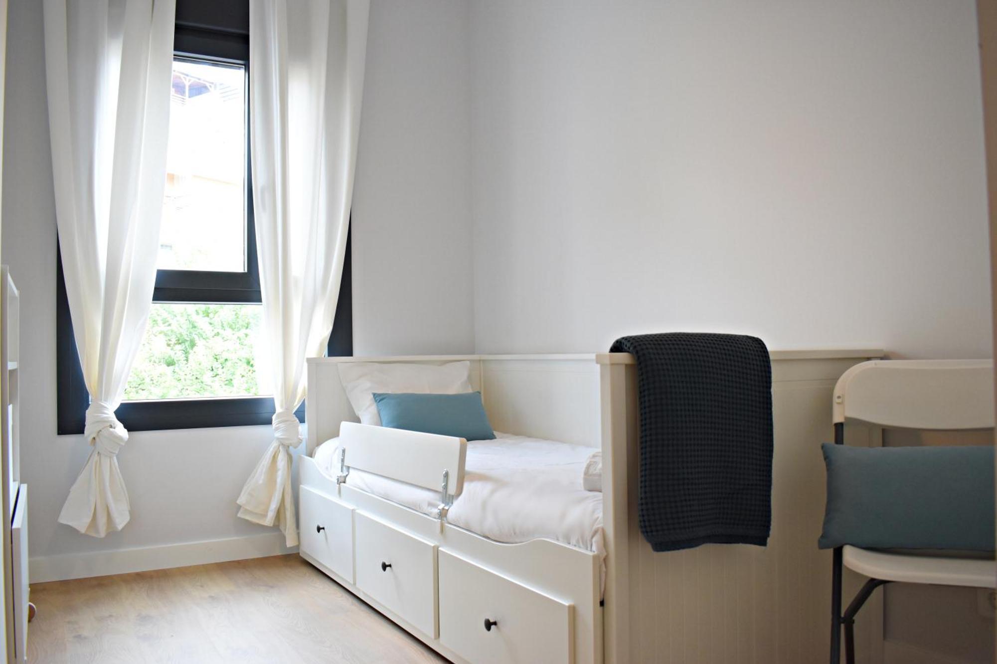 Malagueta's Cozy With Parking And Swimming Pool Apartment Málaga