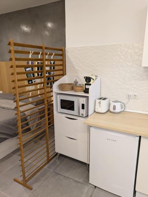 Estudio Capuchinos A Apartment