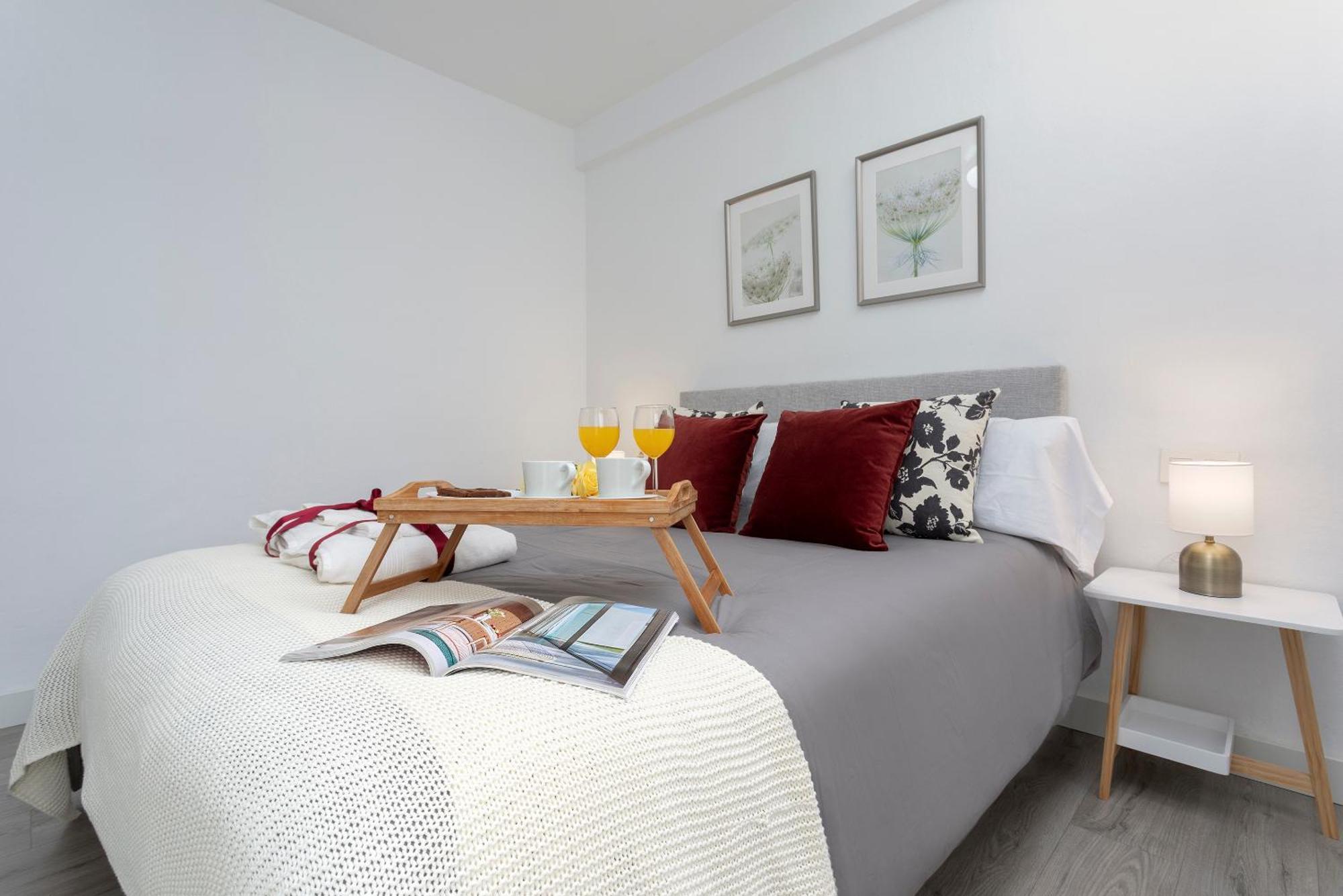 Apartment Mrapartment Centre&beach Airport&train