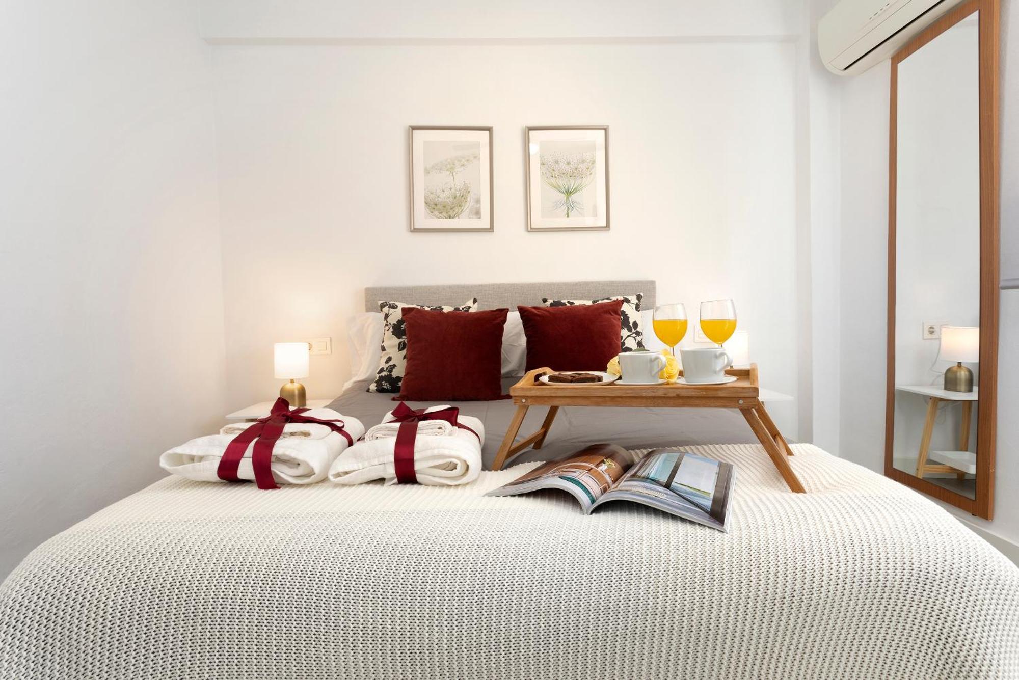 Mrapartment Centre&beach Airport&train Apartment Malaga