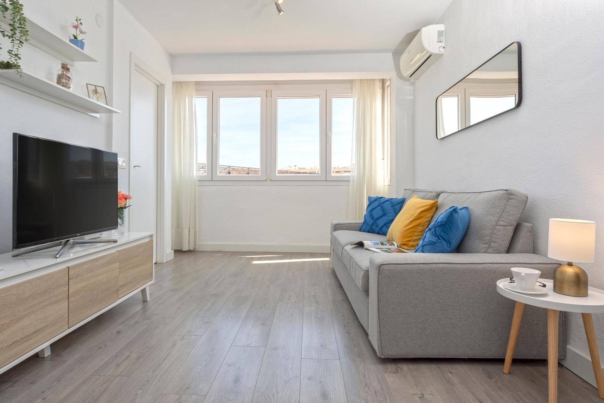 Mrapartment Centre&beach Airport&train Apartment *