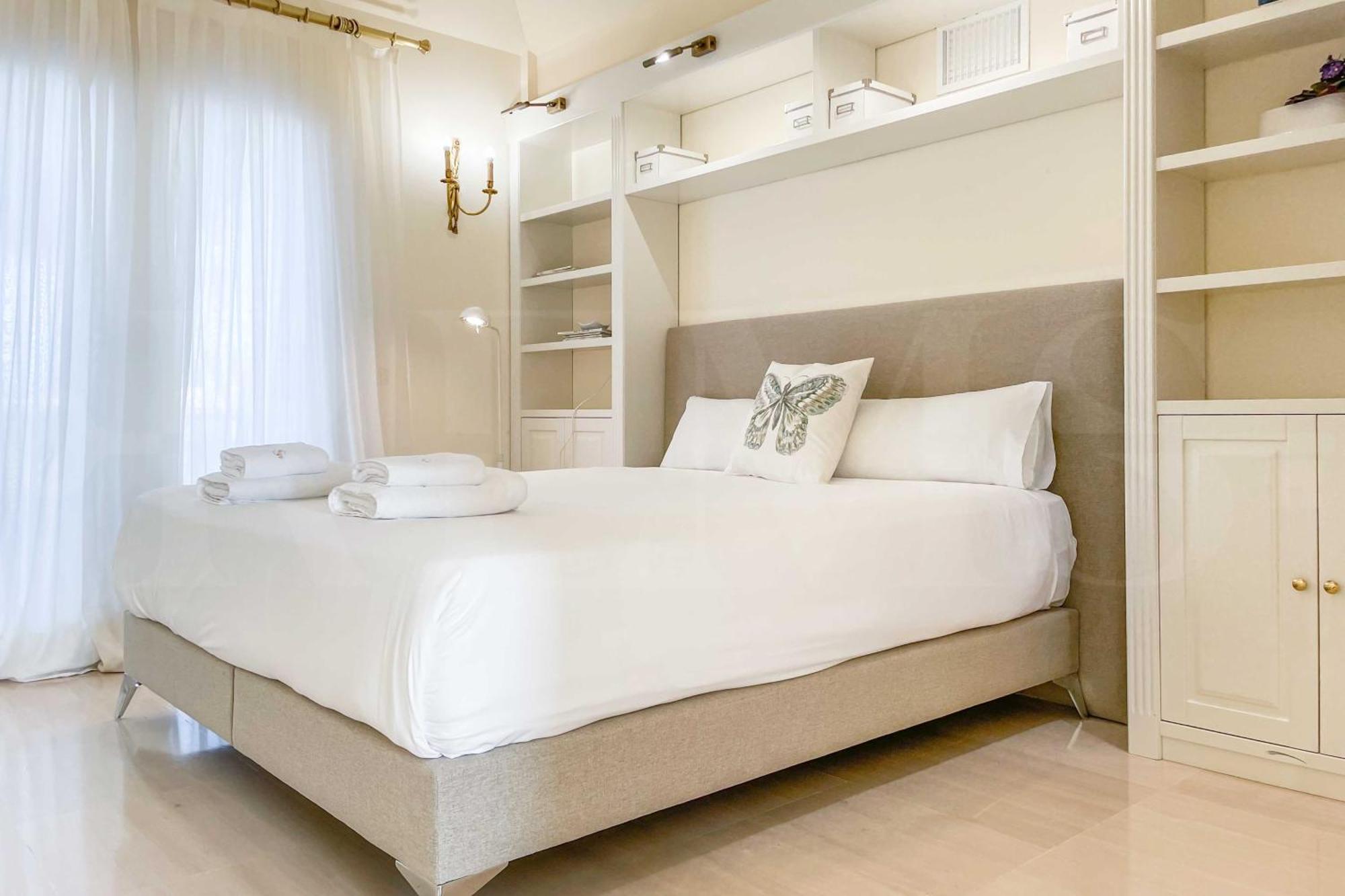 Luxury With Sea Views & Terrace By Rems * Malaga
