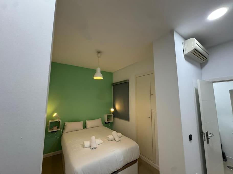 Cosy In The Heart Of - Alvarez * Malaga
