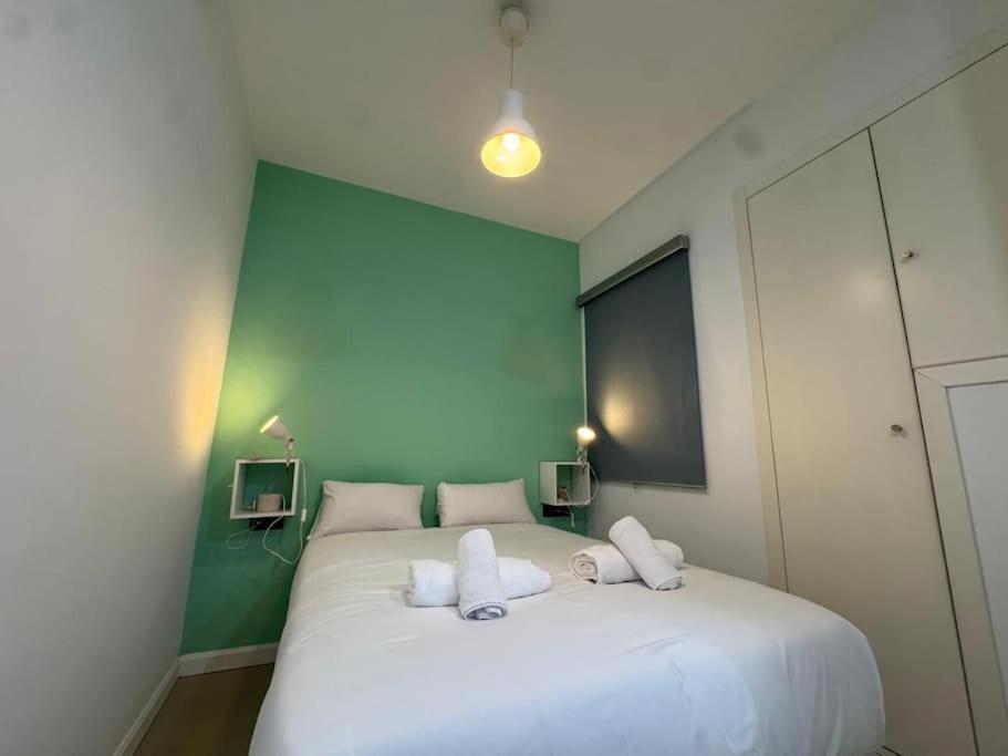 Cosy In The Heart Of - Alvarez *