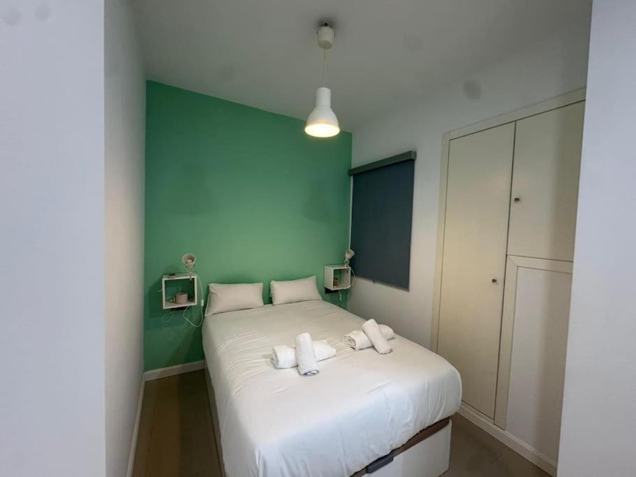 Cosy In The Heart Of - Alvarez