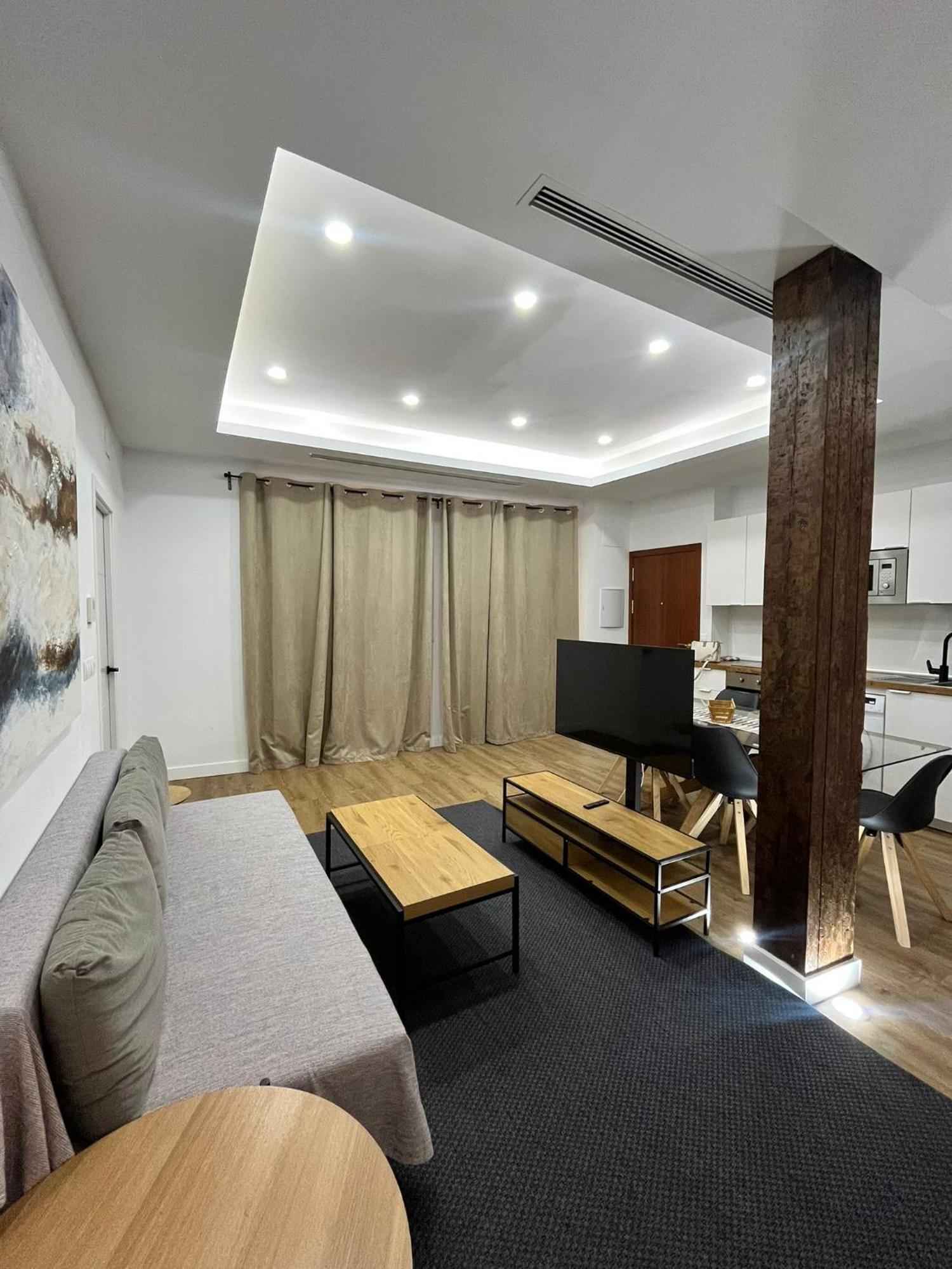 Exclusive Luxury At Plaza Uncibay, Center Apartment